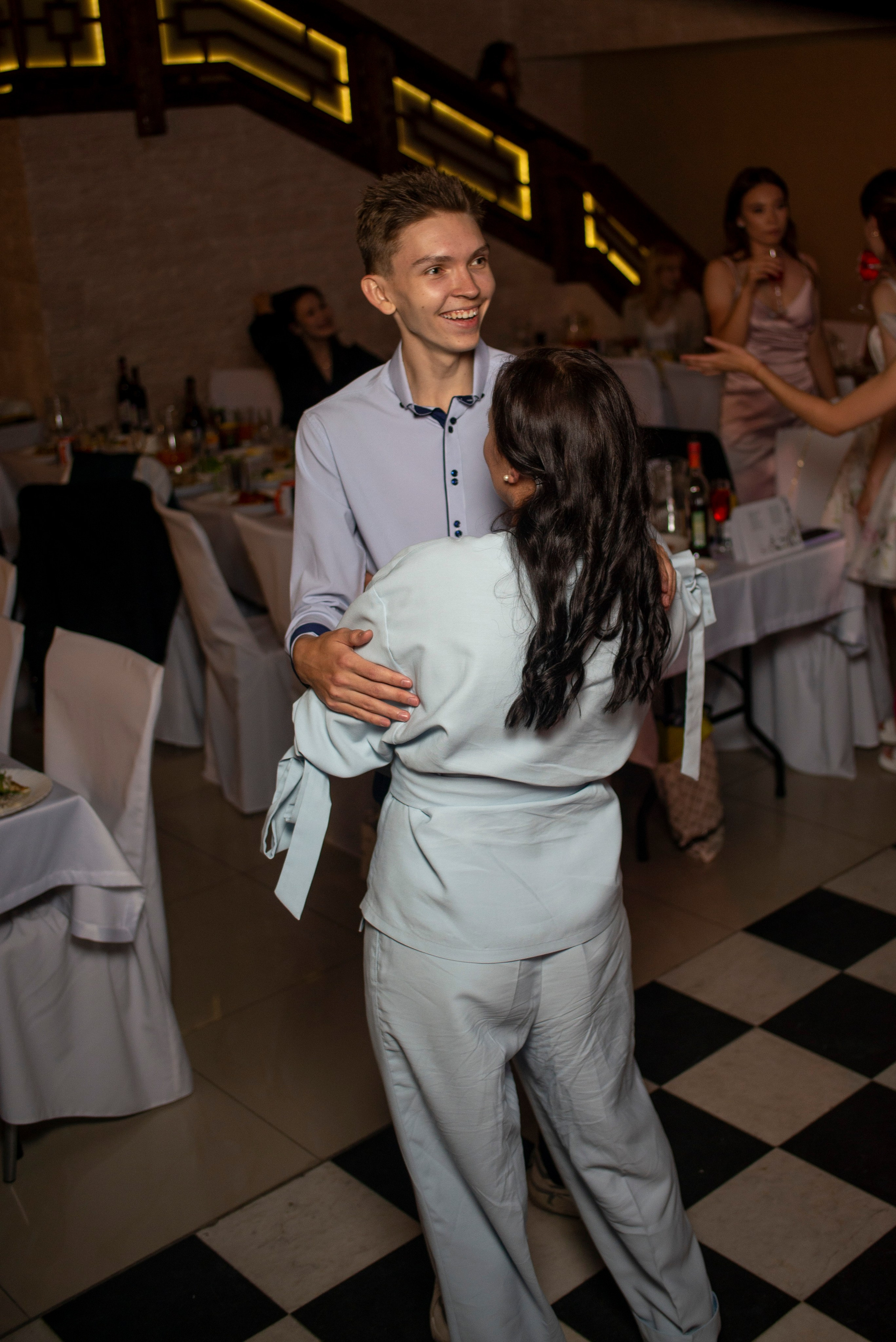 Репортажная фотосъемка выпускного дня. Выпускные альбомы Екатеринбург