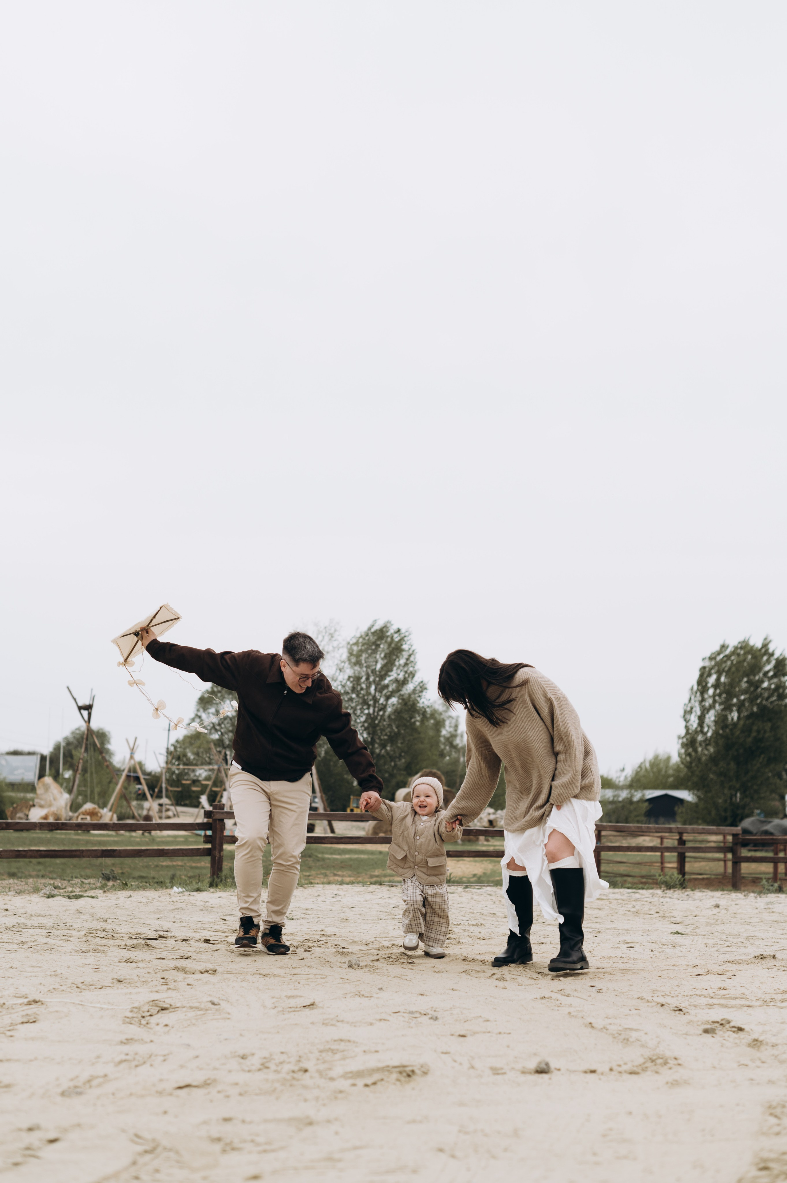 Прогулка с воздушным змеем. Семейный фотограф Воронеж Евгения Богданова