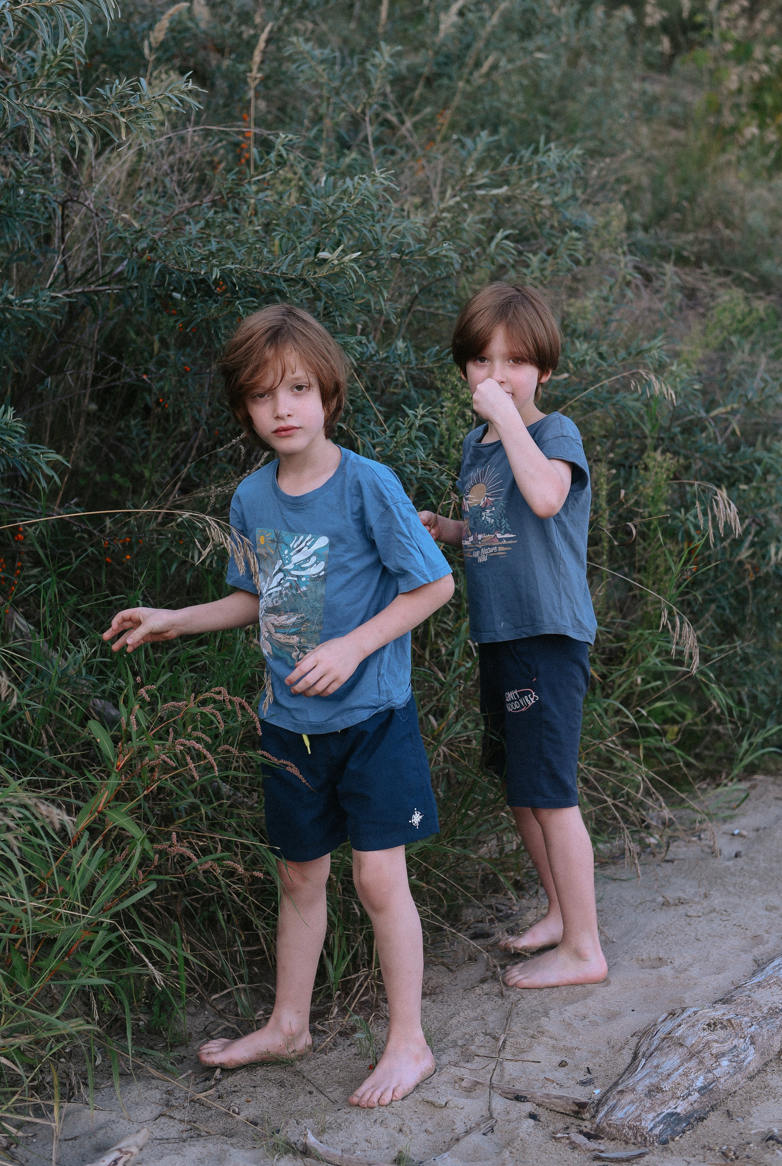 Берег, рак и капибара. Детский и семейный фотограф в Новосибирске Саша Дорошенко