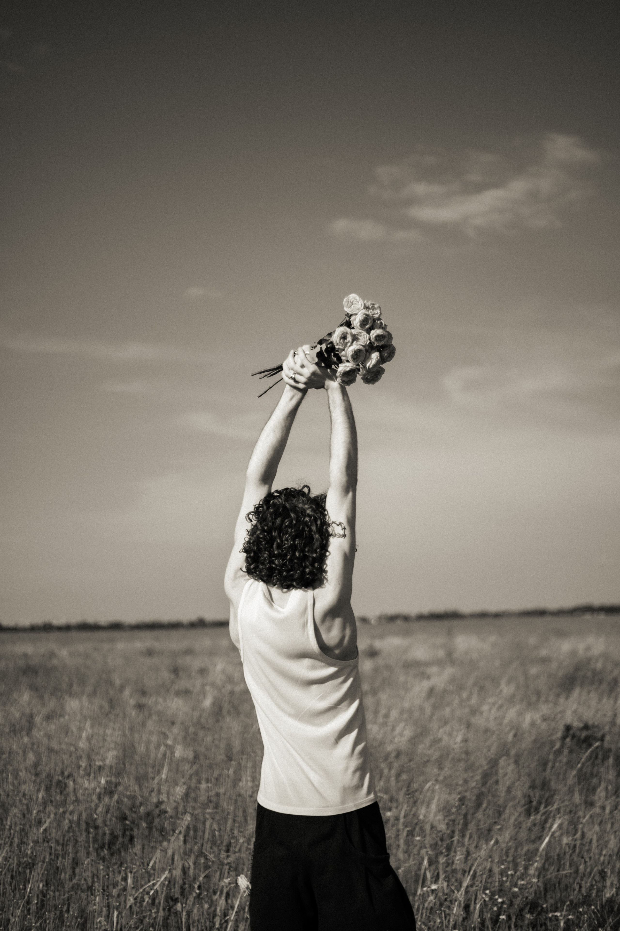 Костя. Съёмка с цветами в поле. Lickord