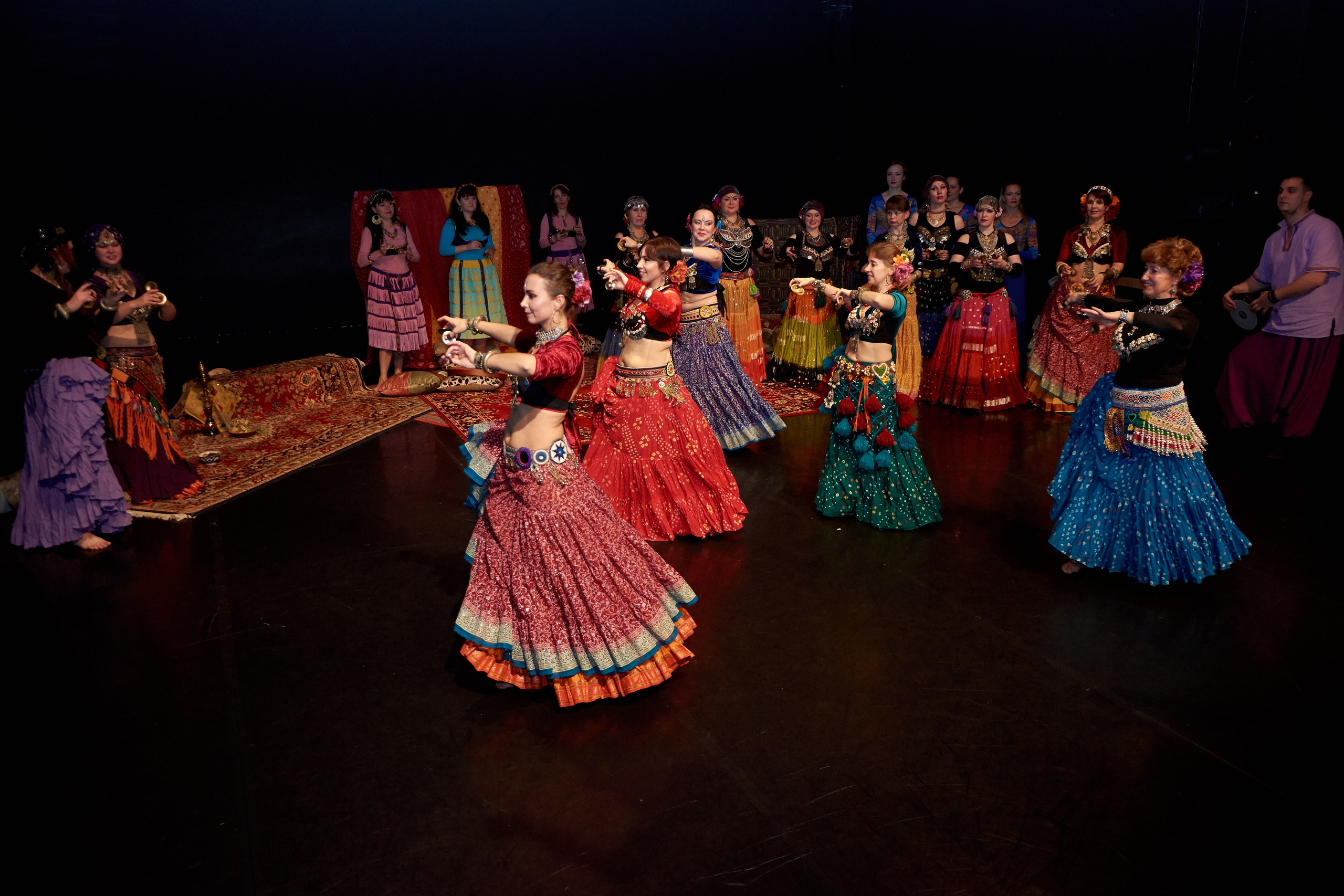 Город танцующего народа. Ольга Чёкотова (Фотограф Кострома)