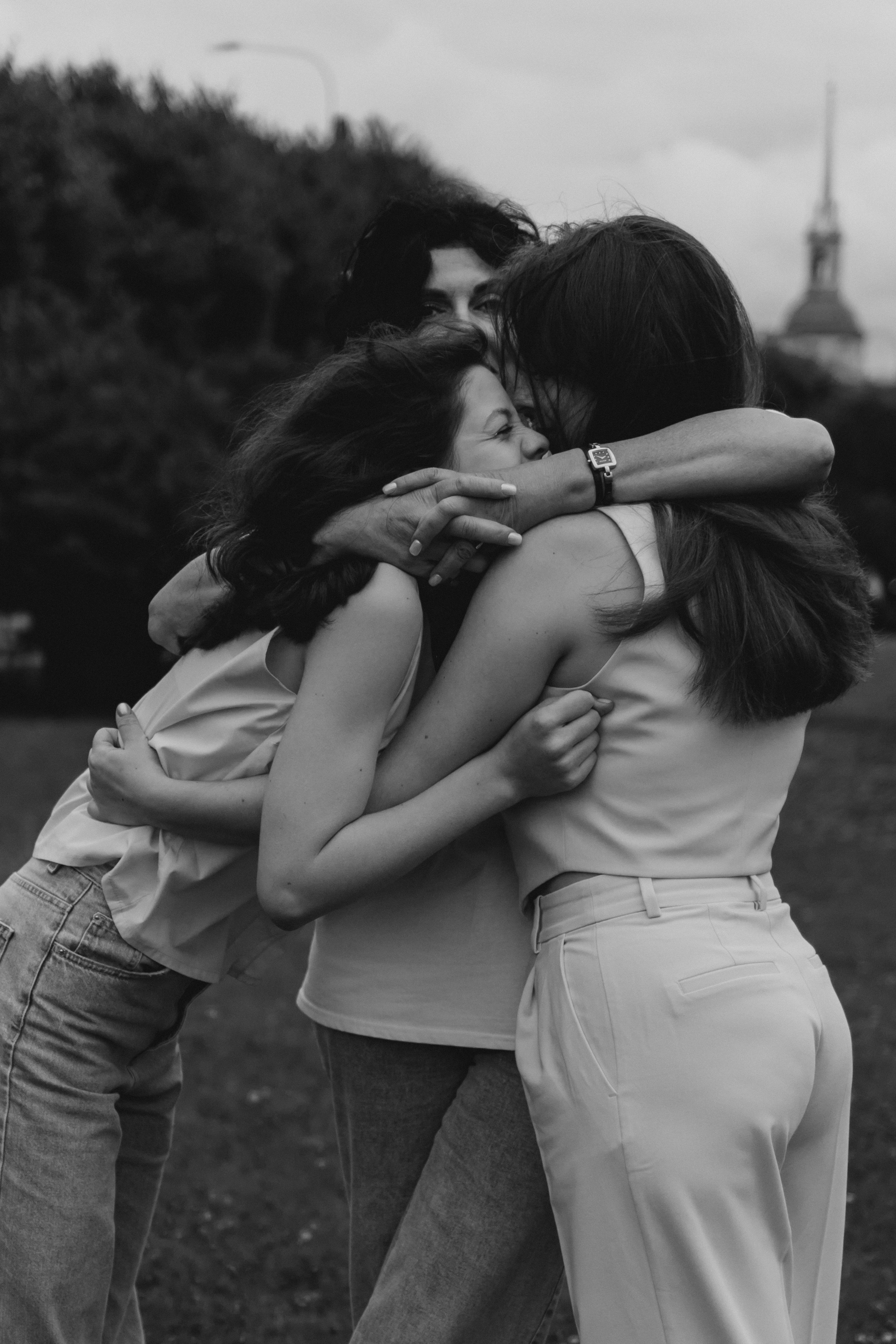 Моника, Мишель, Юлия, Дмитрий и песик Беня. Семейный, домашний, ньюборн фотограф Москва Цветкова Елизавета