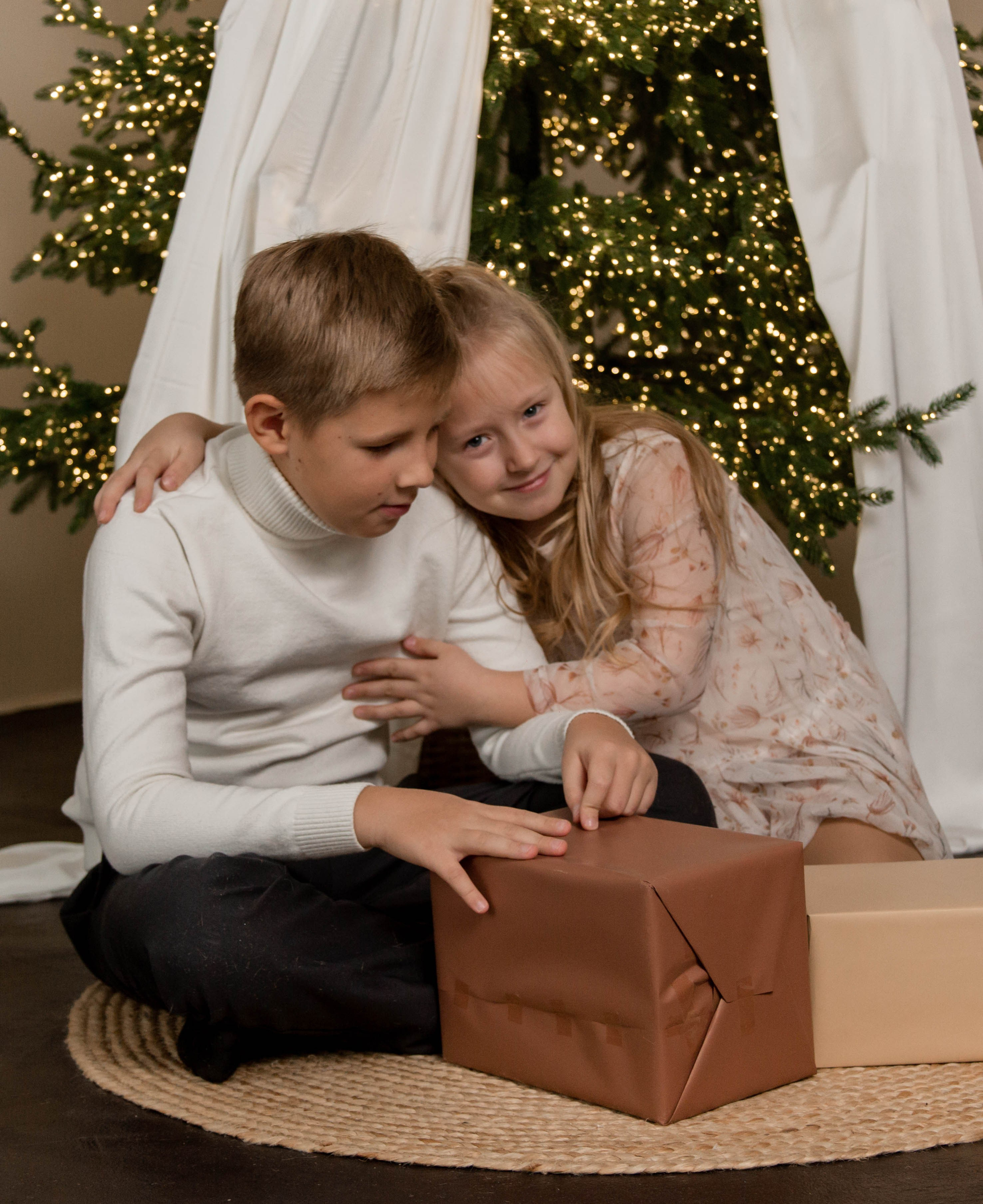 Семейная новогодняя. ФОТОГРАФ ~ Виктория Ивченко ~ Старый Оскол