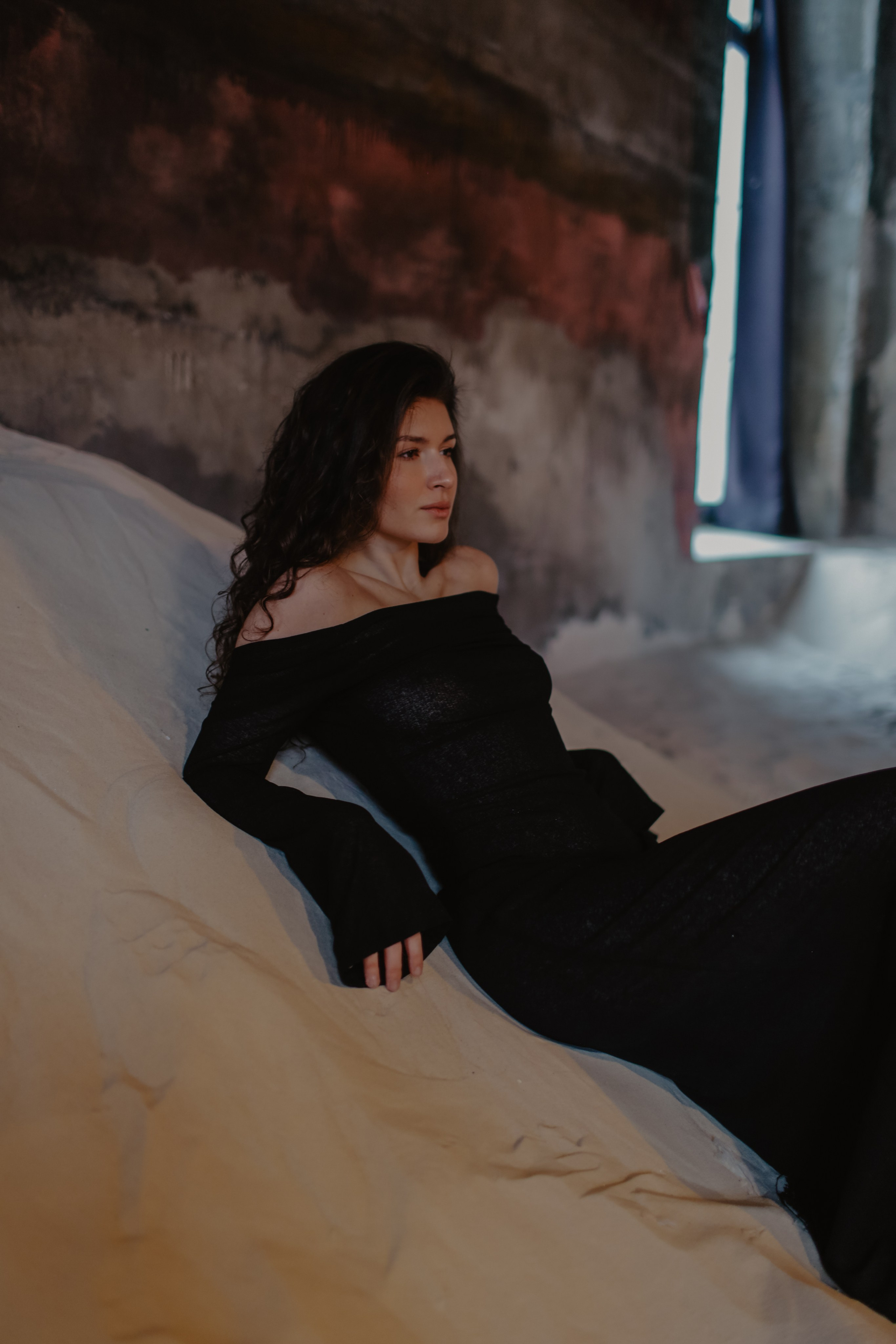 Александра. Главная