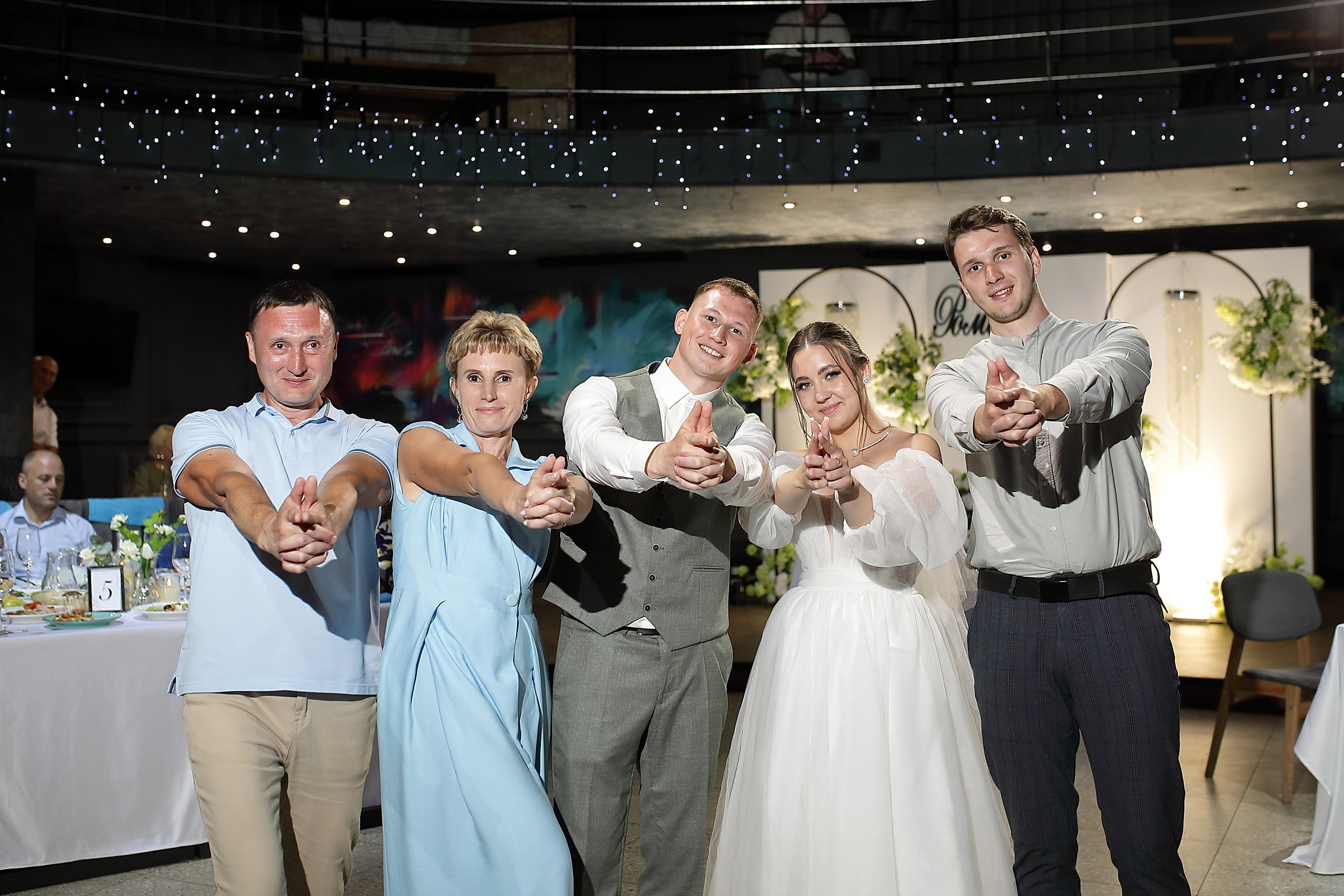 Роман и Софья. Свадебный и семейный фотограф и видеограф в Екатеринбурге Полянские Тимур и Анастасия