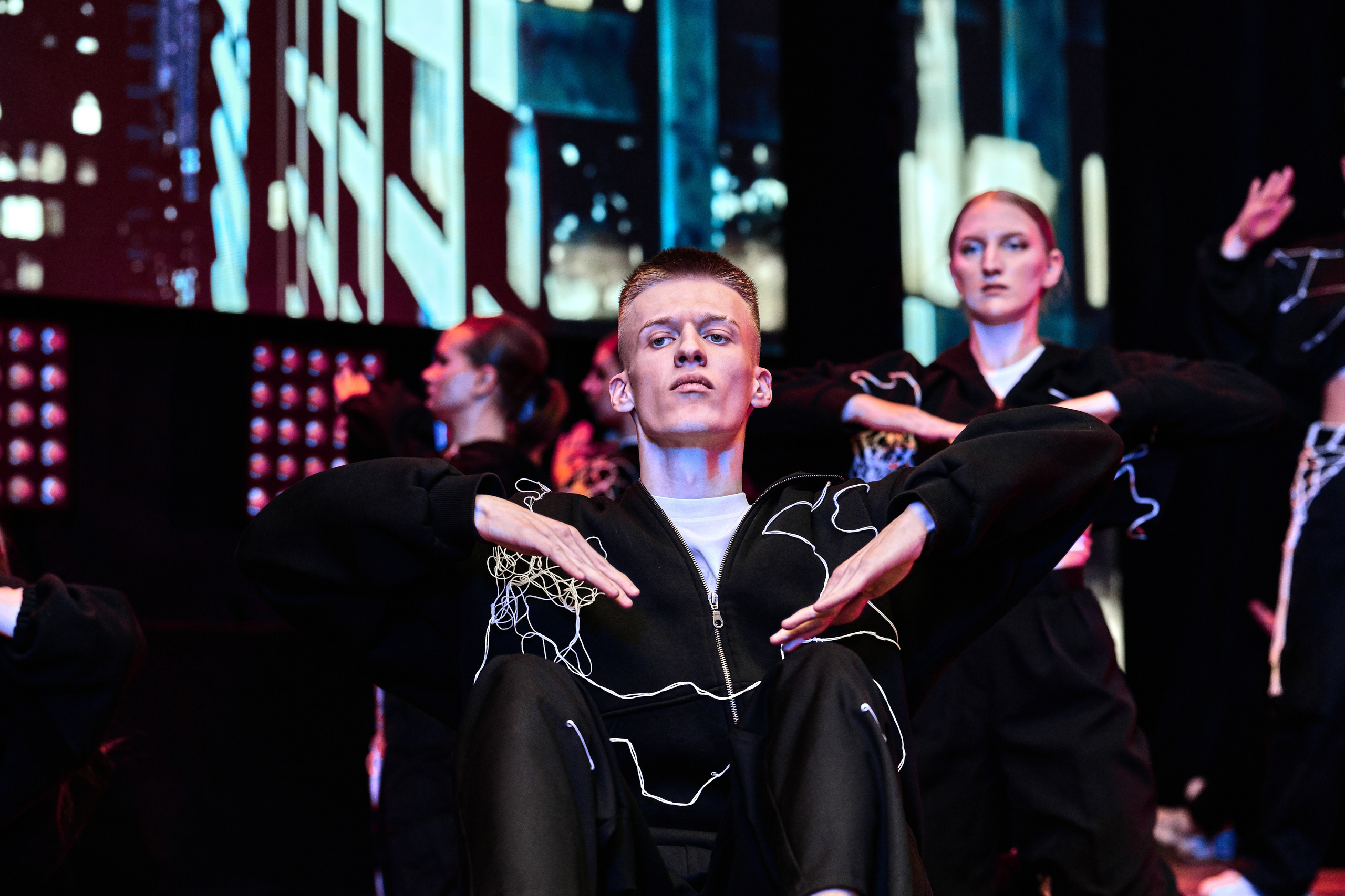 Гала-концерт «Студенческая весна КГПИ КемГУ–2025». Антон Непочатых — Большой мужской фотограф