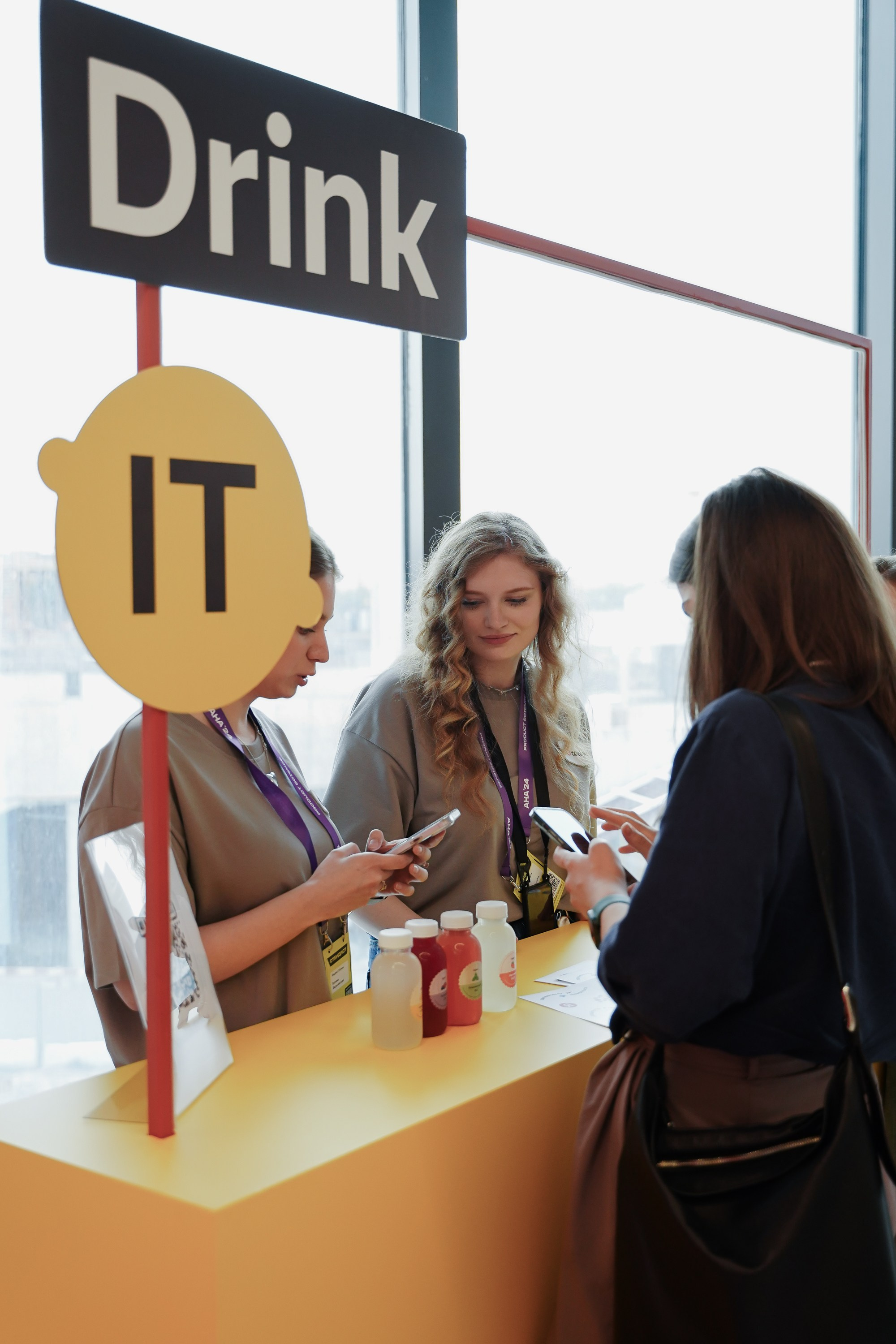 Aha! — 6 июня 2024. Фотобанк Матемаркетинг