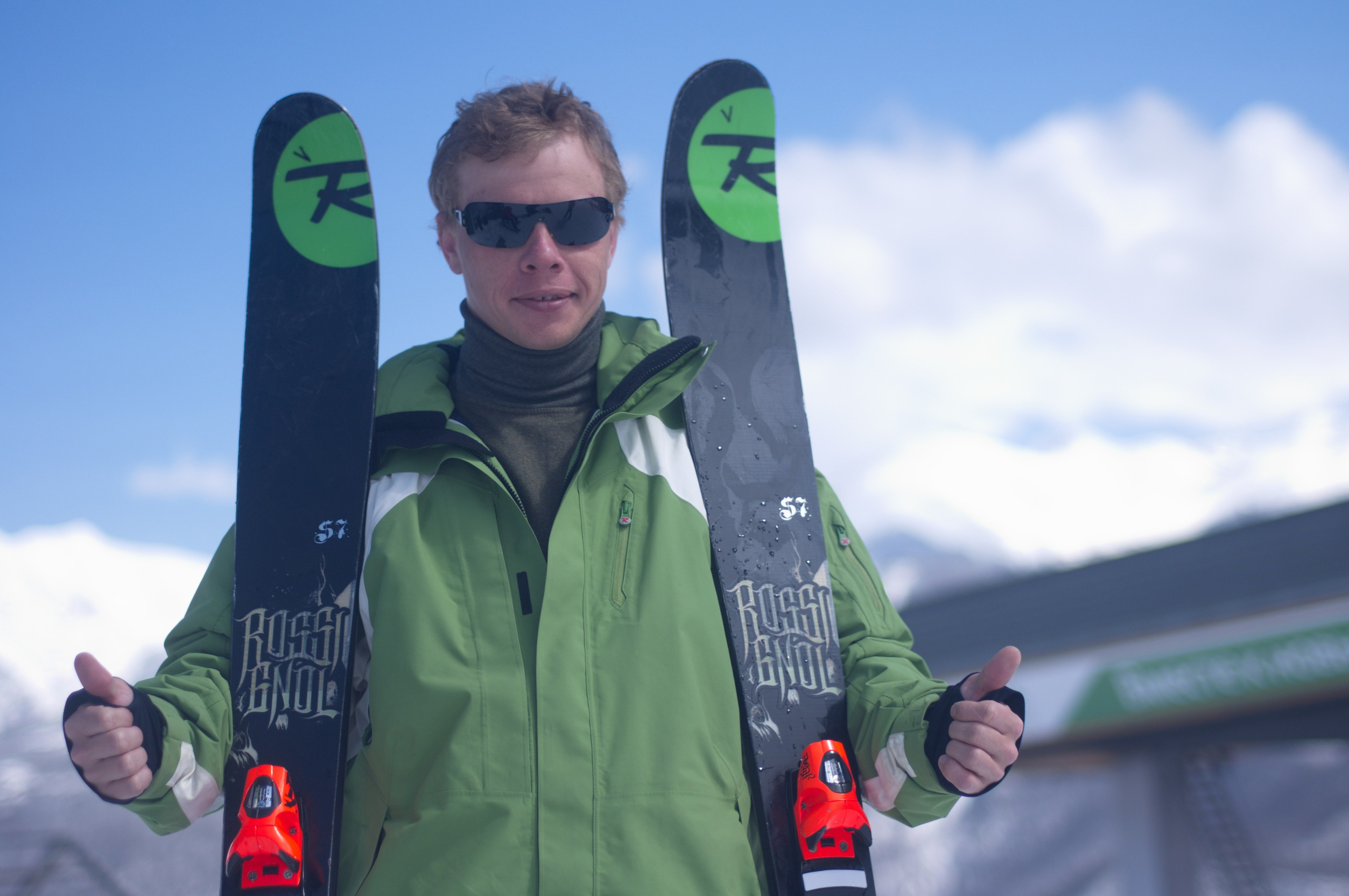 Обучение с инструктором. Инструктор по горным лыжам Василий Жидков