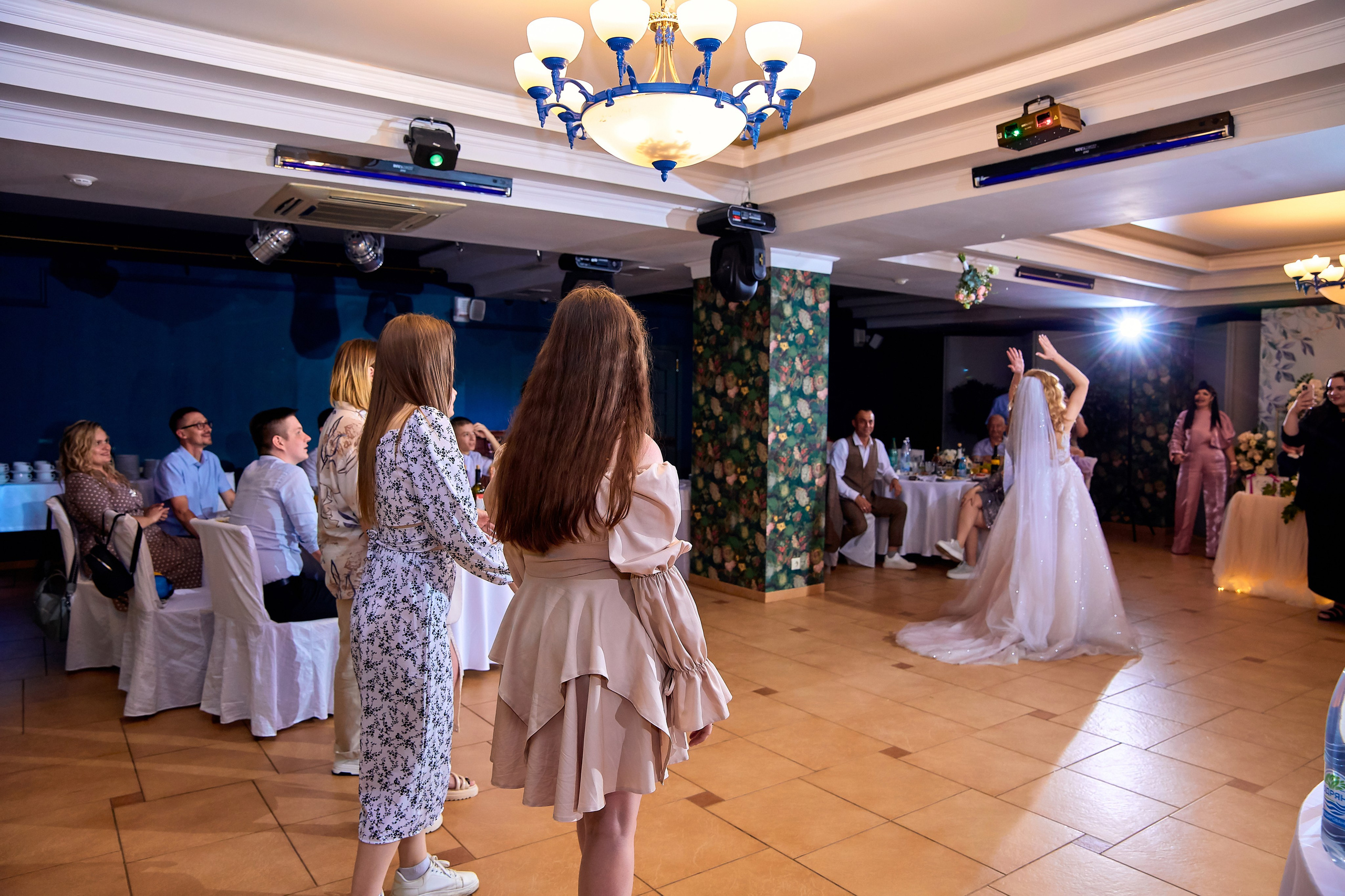 Свадебная фотосессия фотограф на свадьбу. Свадебный фотограф в Тольятти Жигулевске и Самаре Пономарев Евгений