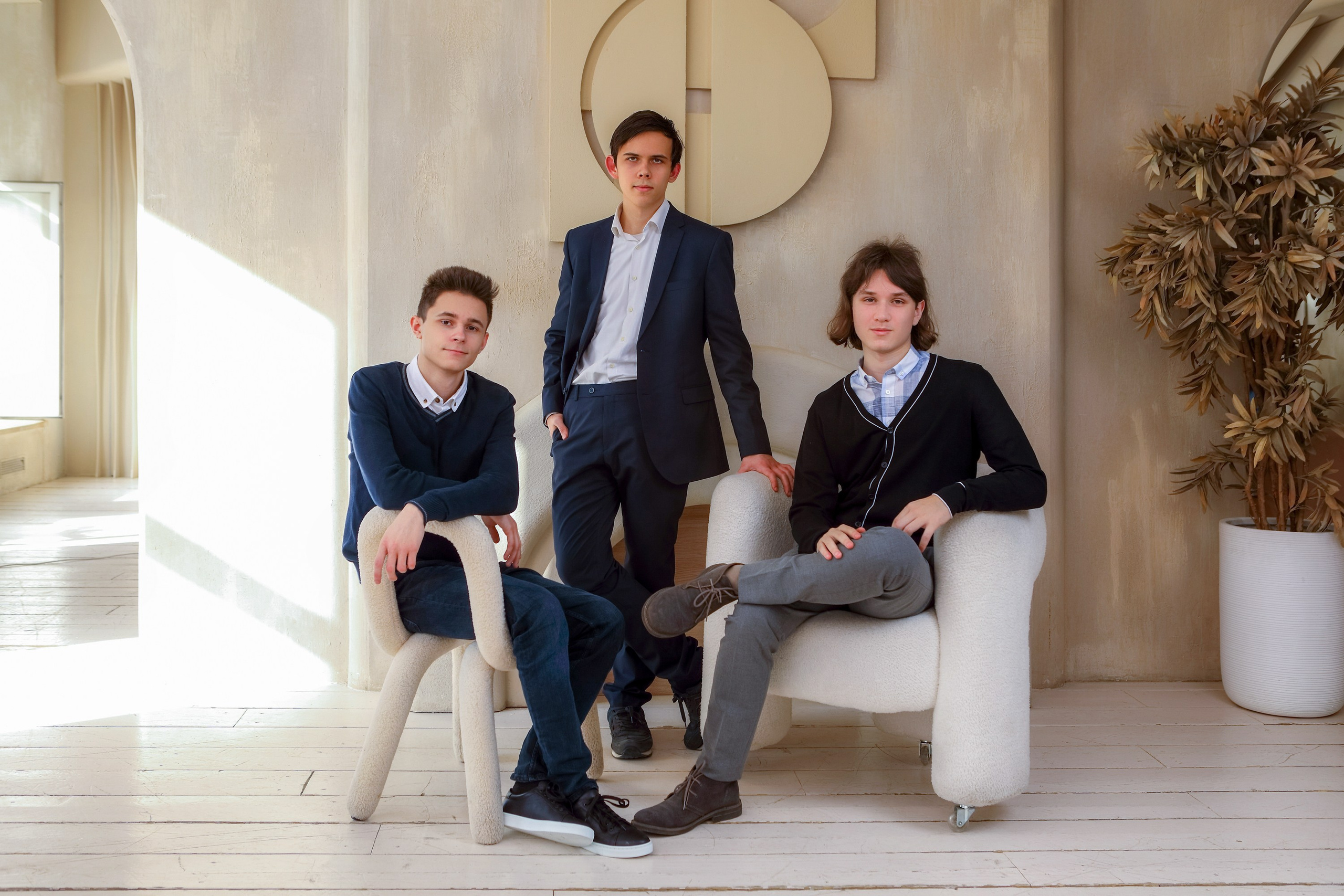 Фотосессия для выпускного альбома в Cross Studio, зал Эклипс. Первенцева Елена. Школьный фотограф в Москве и МО