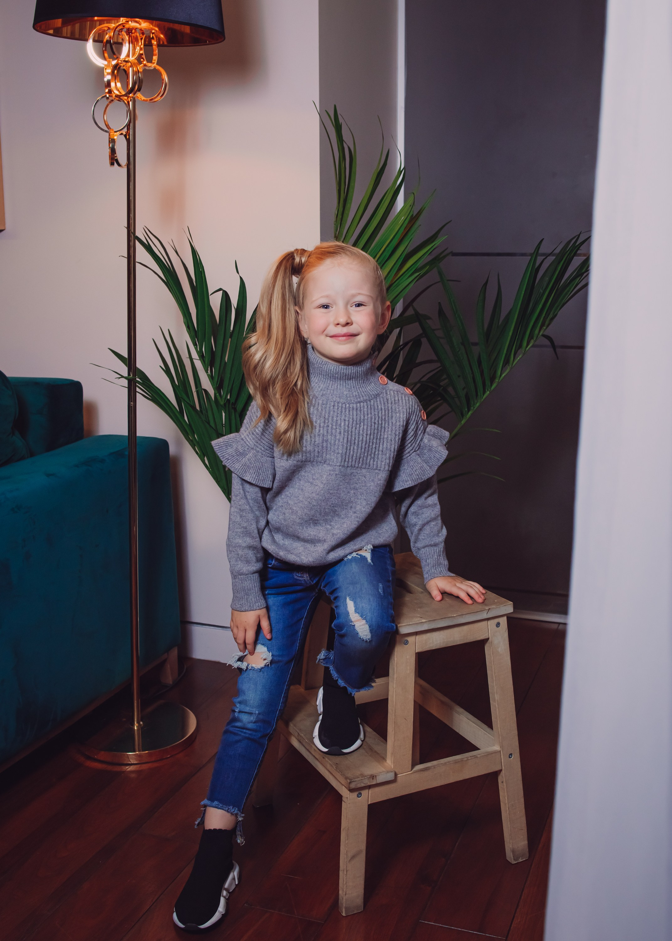 Новогодняя съемка в студии Алеси Марии. Агенство фотографов под любой запрос. Москва