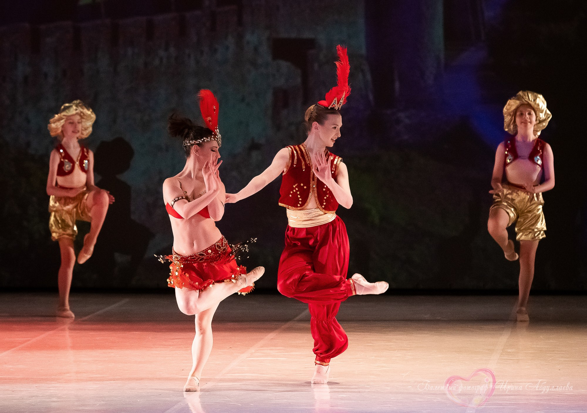 Хореографический колледж ЛЕДЯХ «Наставники»