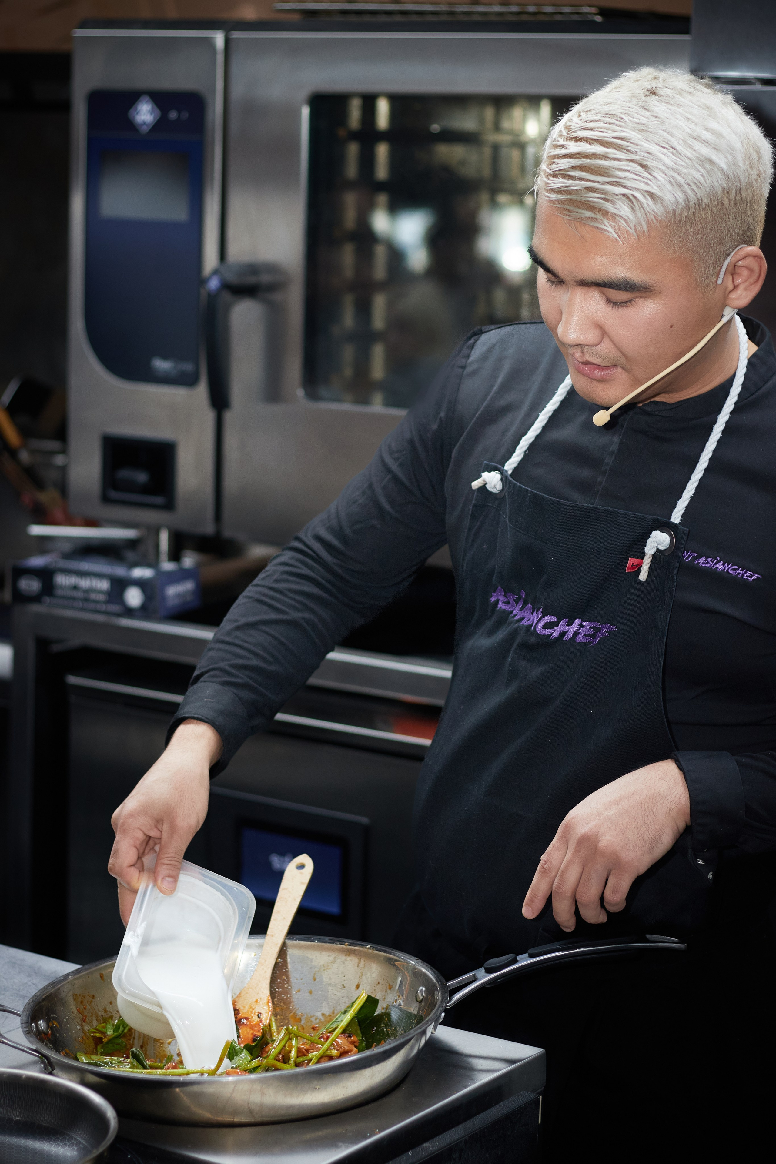 Мастер Класс паназиатской кухни ResFood — Курсант Нурадинов. Фотограф Красноярск | Ховрин Иван | Свадьбы, Мероприятия, Фотосессии