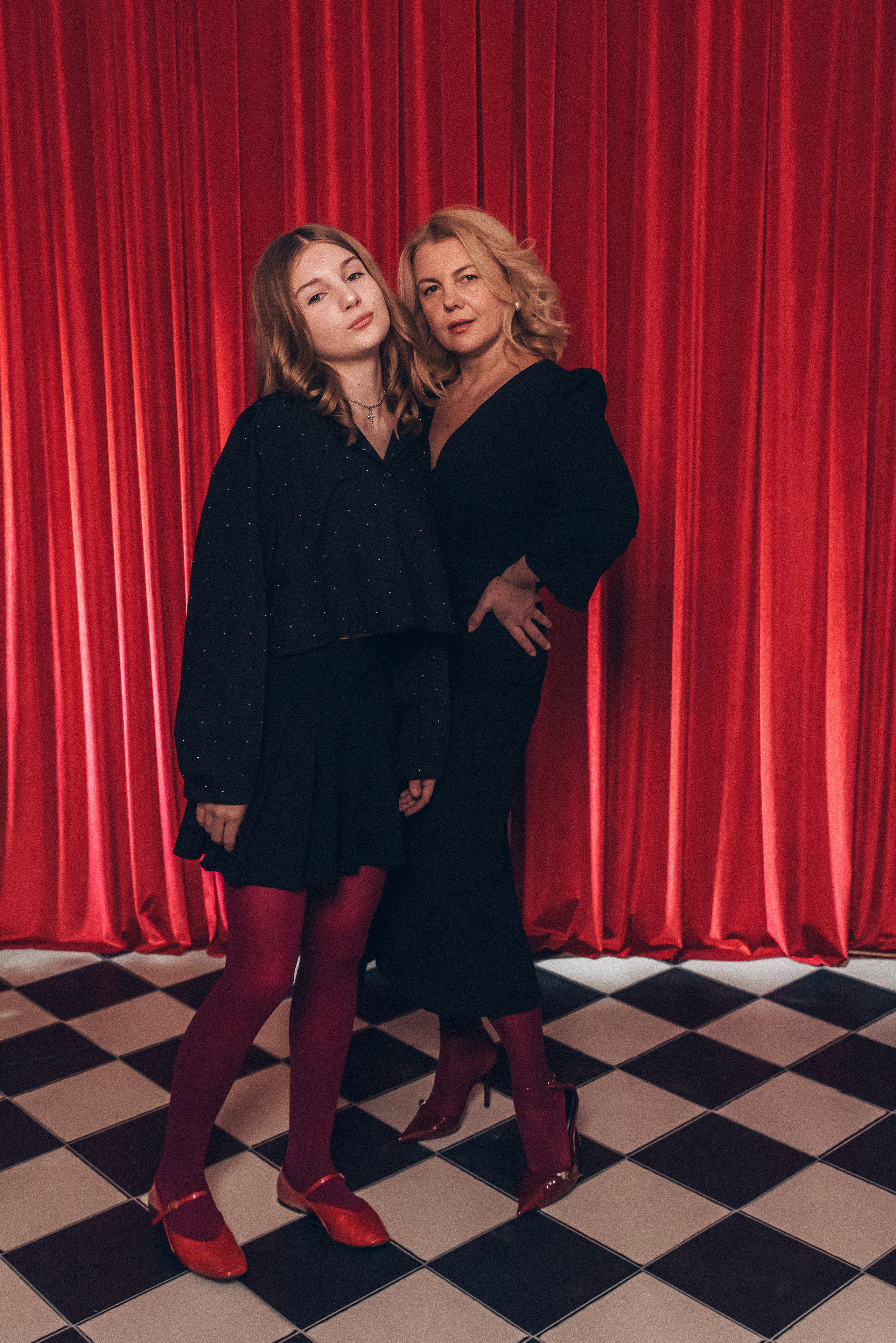 ИРИНА и АЛИСА. Ольга Козлова фотограф Волгоград olkiny-fotki.ru