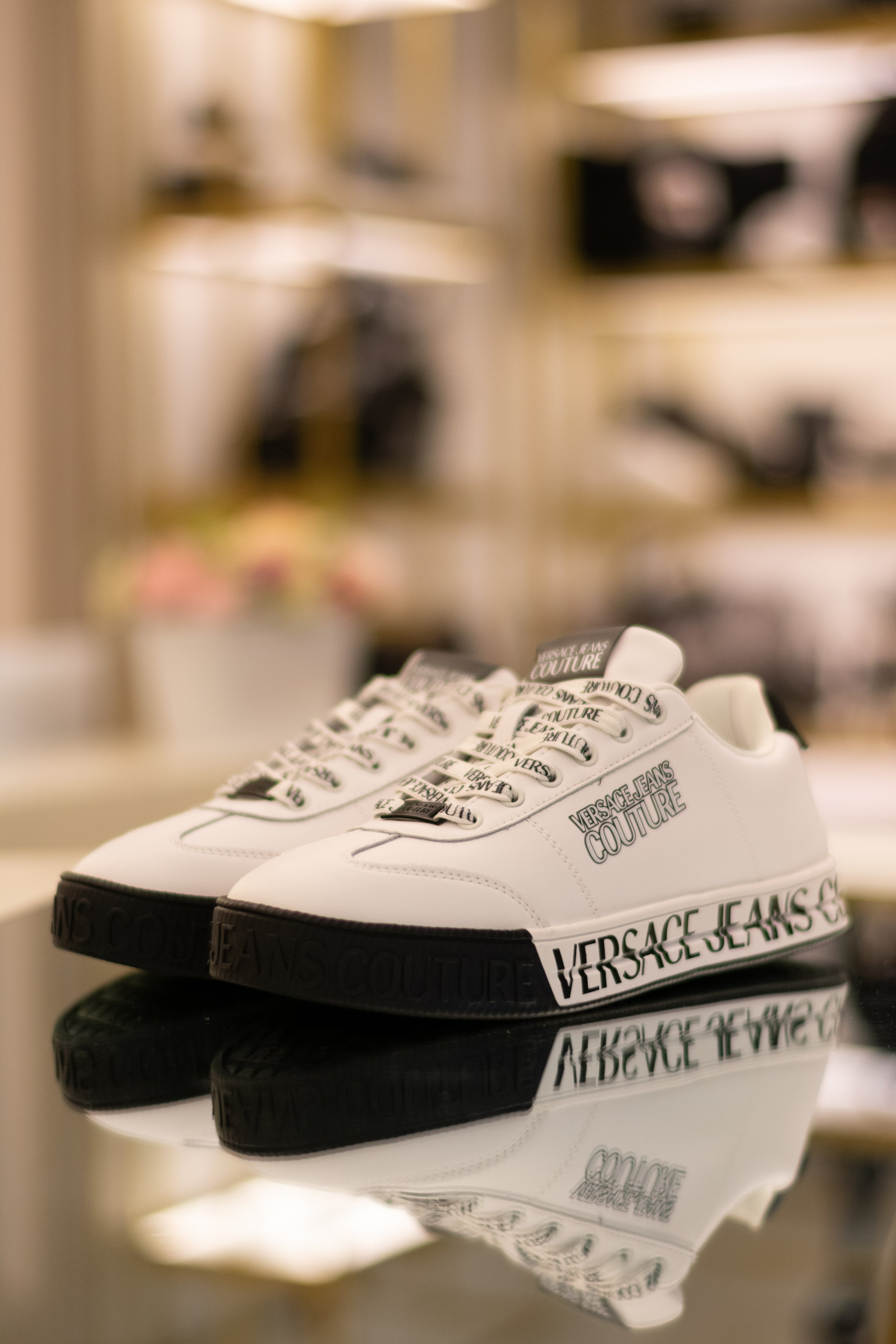 Для организаций. Предметная фотосессия для обувного магазина Capsula. Фотограф/видеограф Богдан Голованов