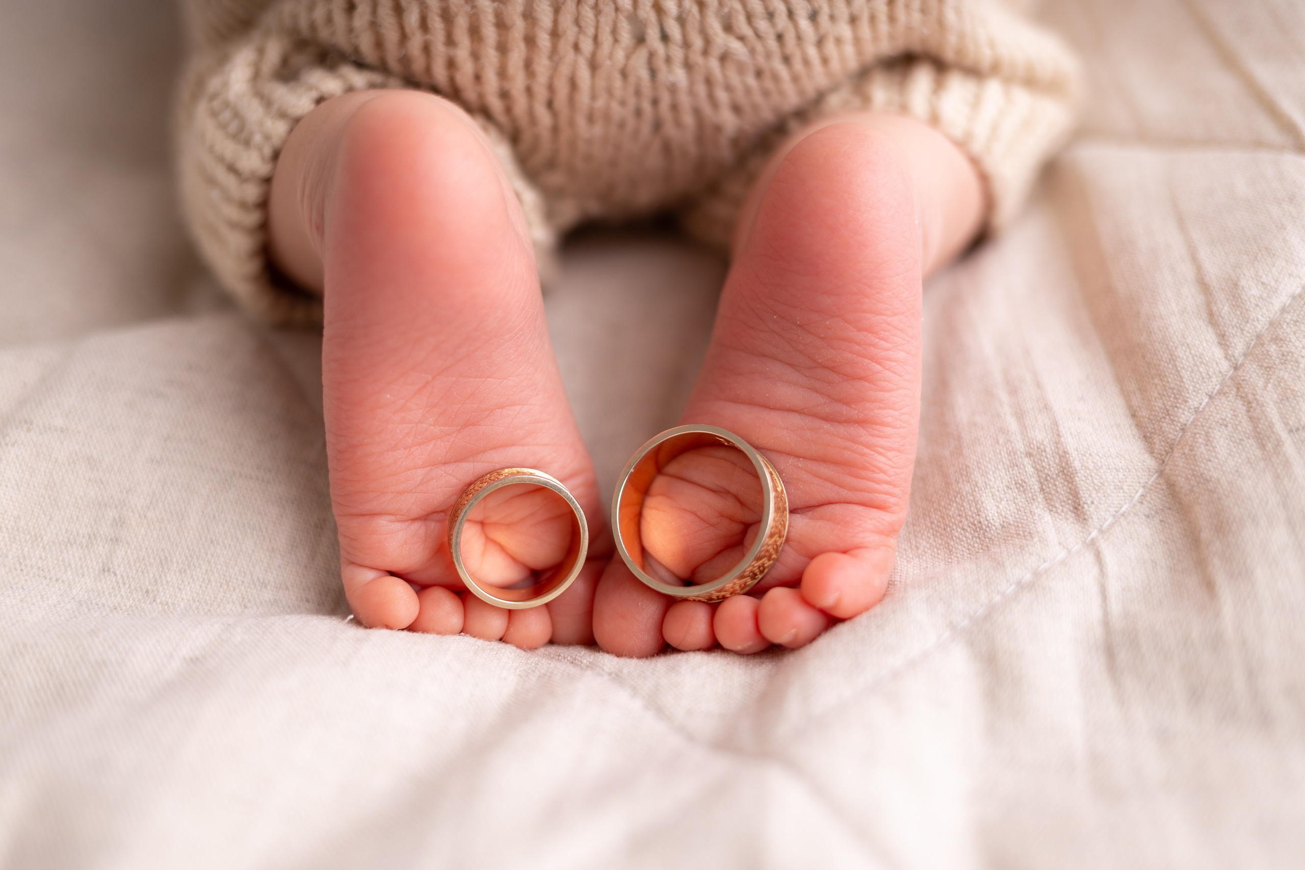 Newborn съемка в стиле Лайф. Фотограф новорожденных малышей в Омске и Омской области Эльвира Камаева