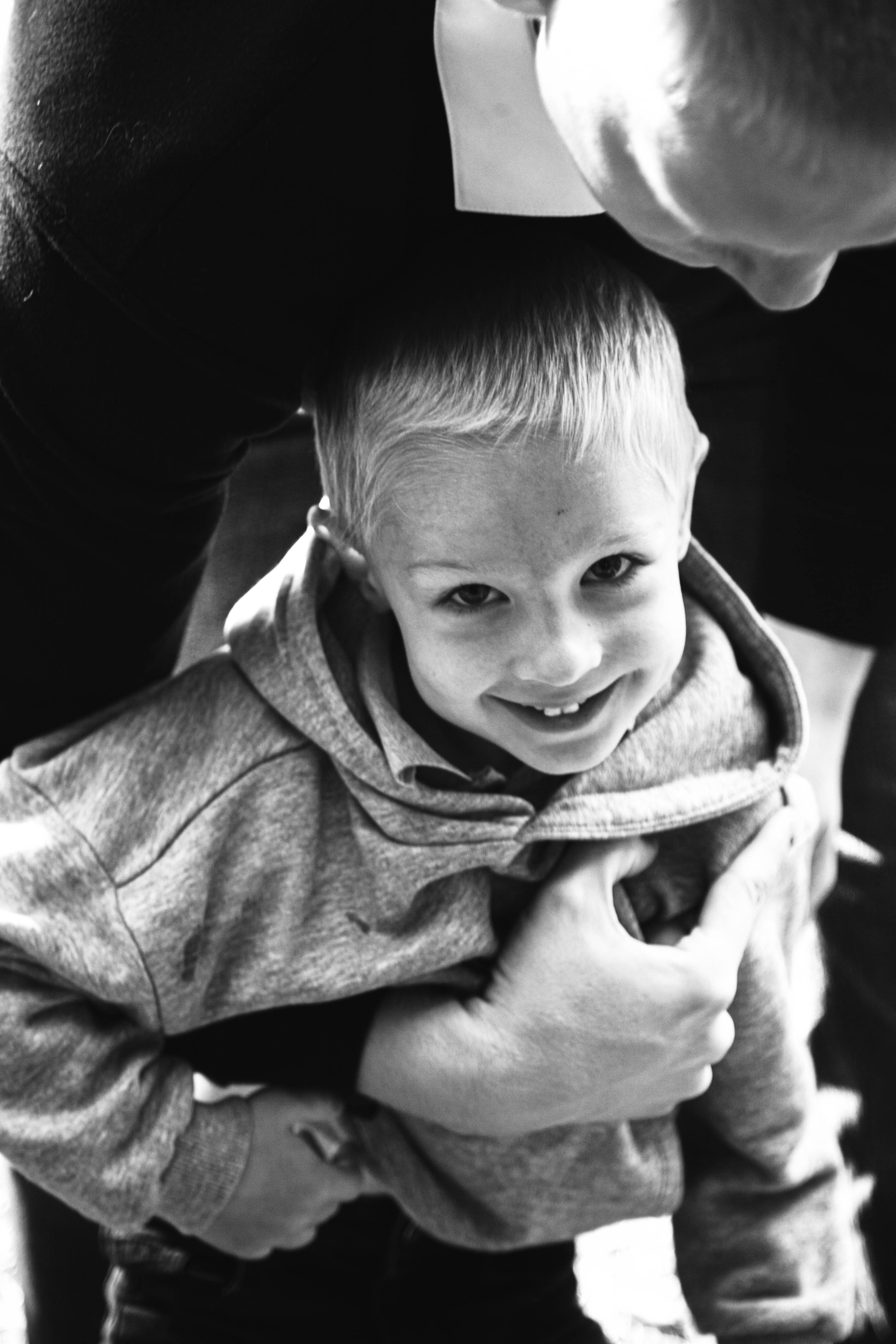 Семейная прогулка в роще. Семейный и детский фотограф Ксения Батищева