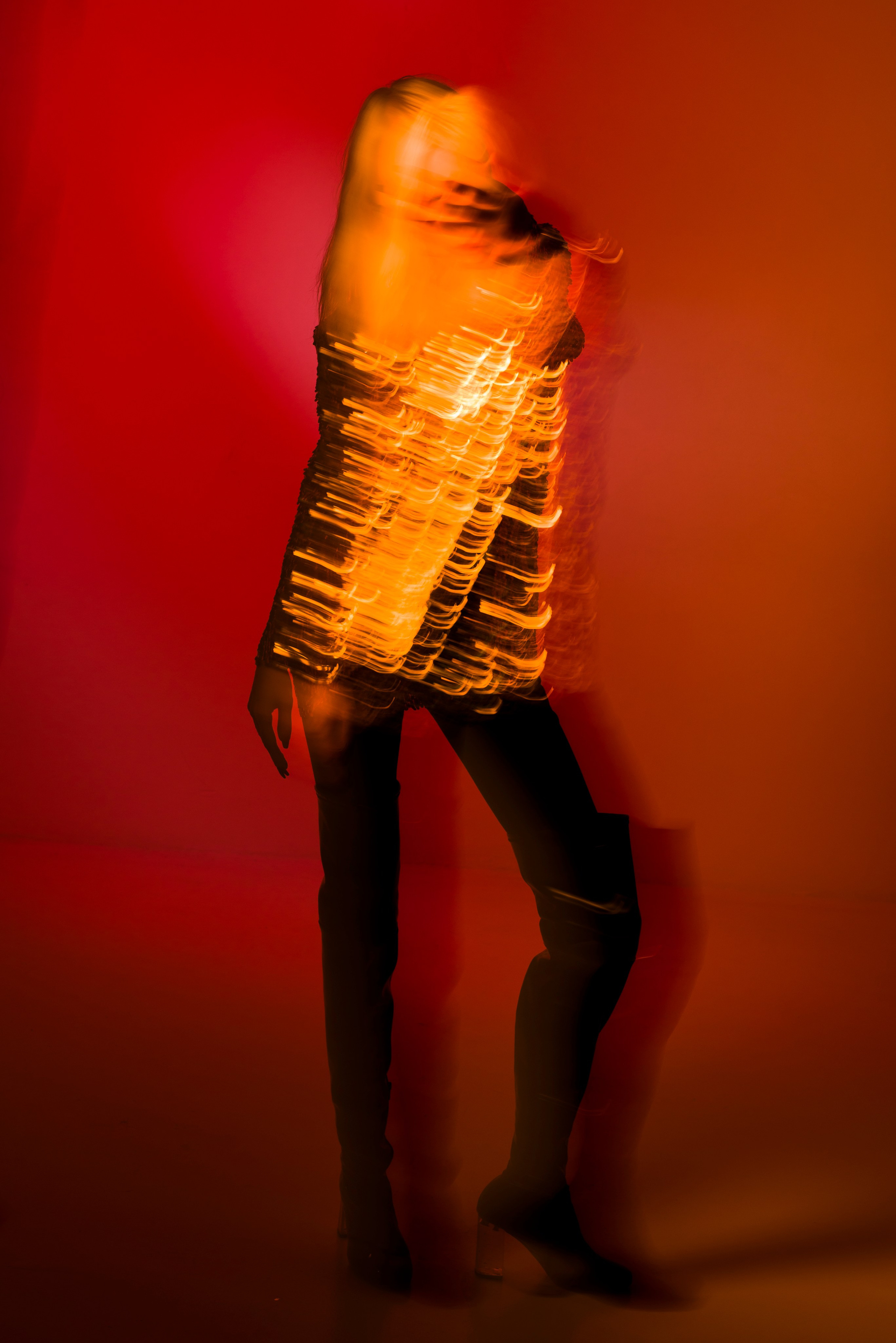 Мария Тихонова. Творческий цветной свет