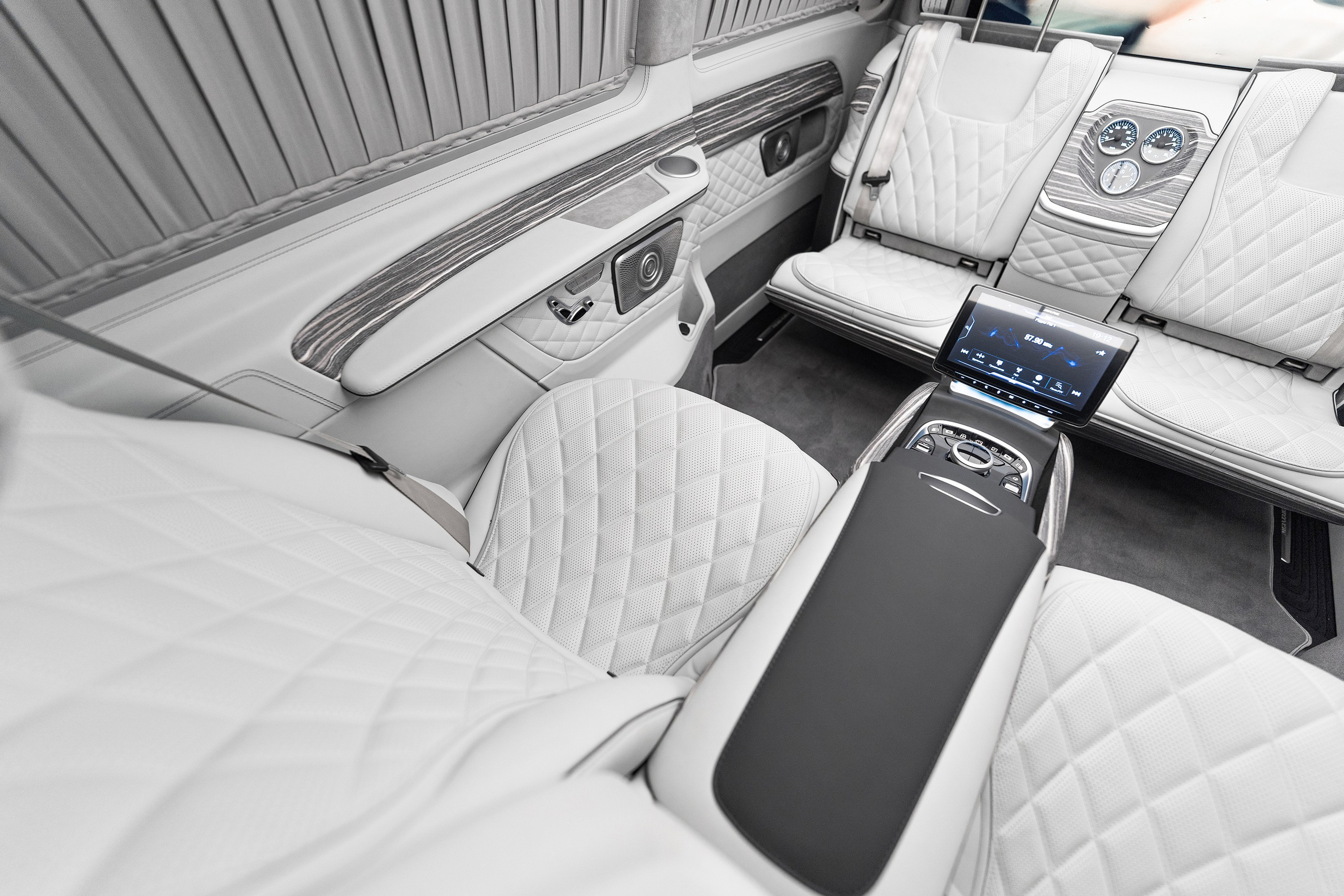 EQV Grey Storm. Автомобильный фотограф в Москве | Базилев Александр