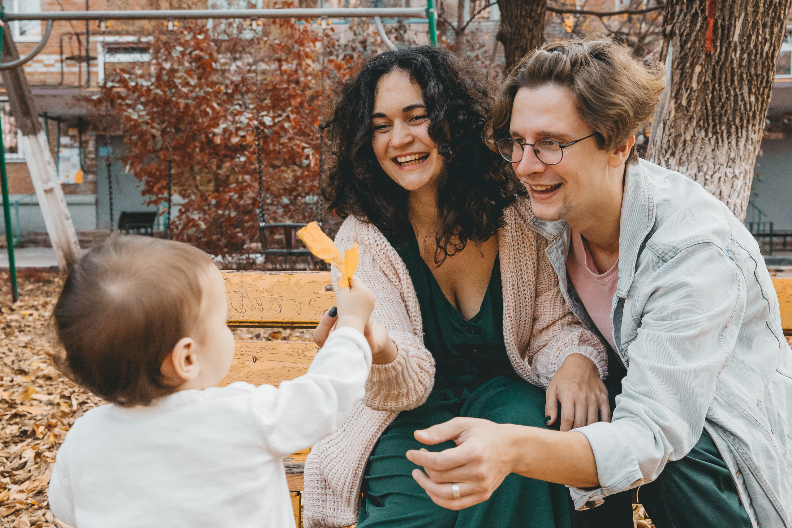 Листья. Осень. Свадебный и семейный фотограф Харольцева Наталья