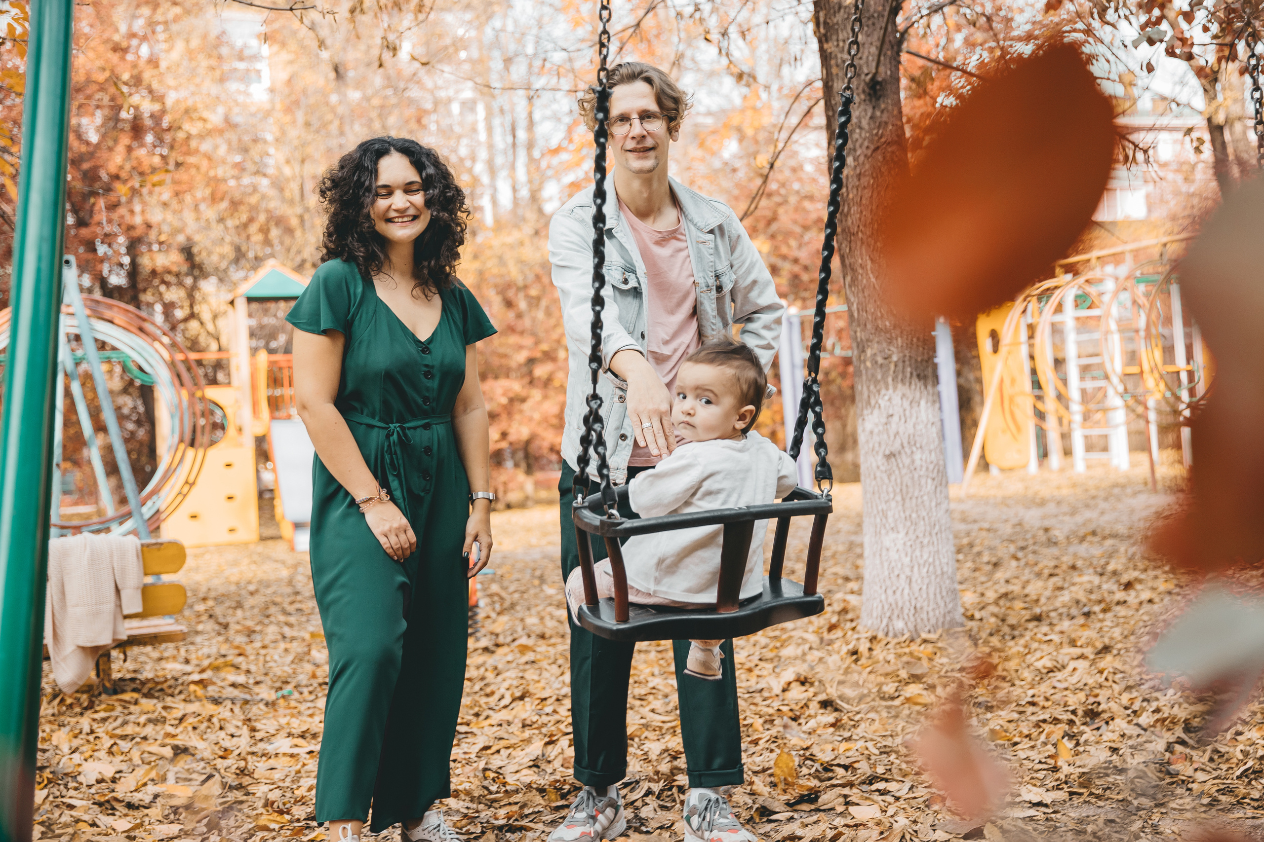 Листья. Осень. Свадебный и семейный фотограф Харольцева Наталья