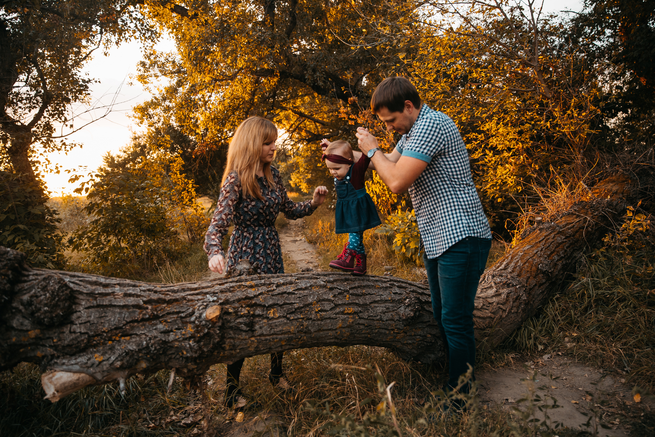Через реку. Свадебный и семейный фотограф Харольцева Наталья