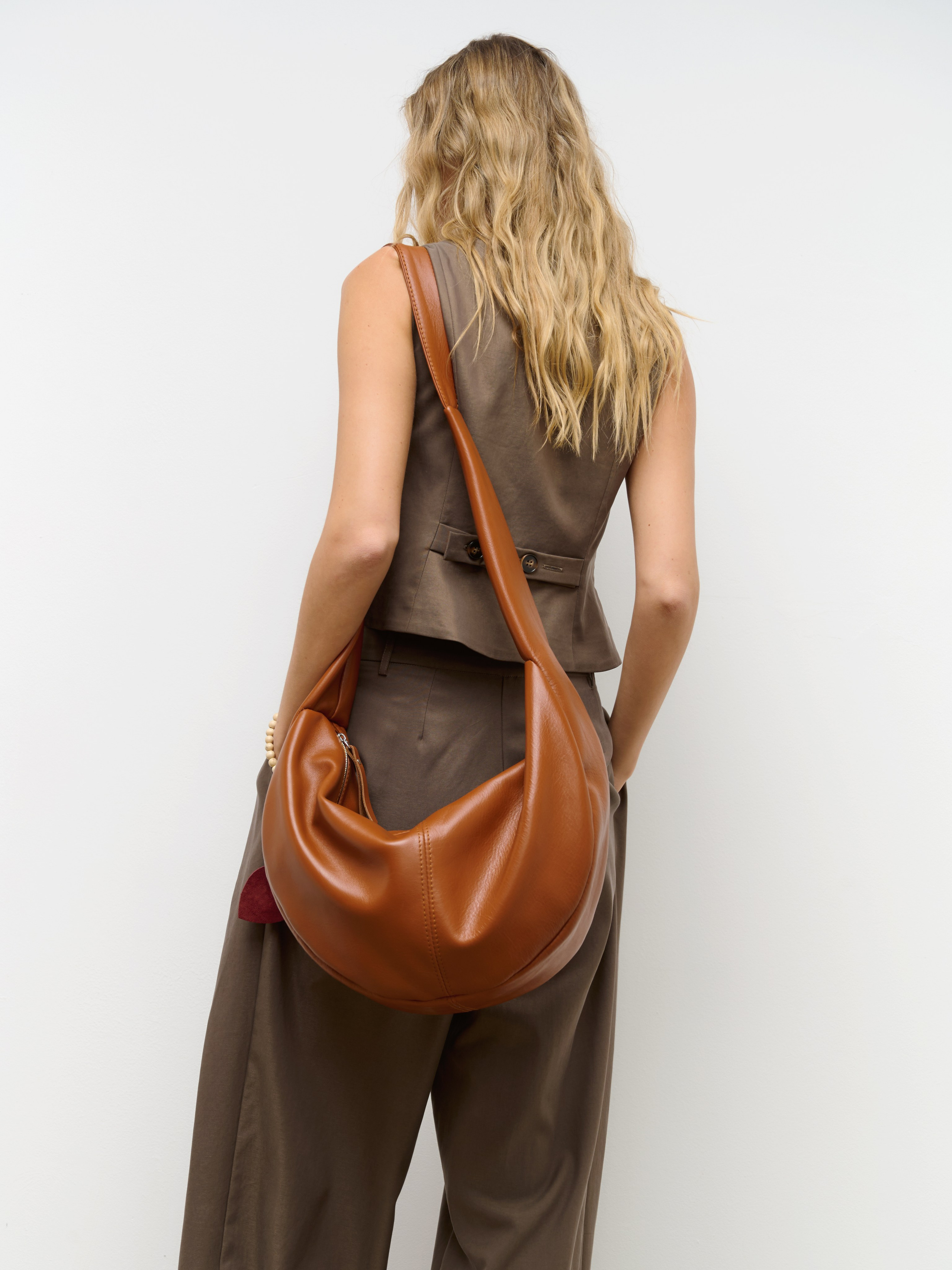 Каталог для бренда SHERWD. Fashion фотограф в Москве Ксения Чупрунова