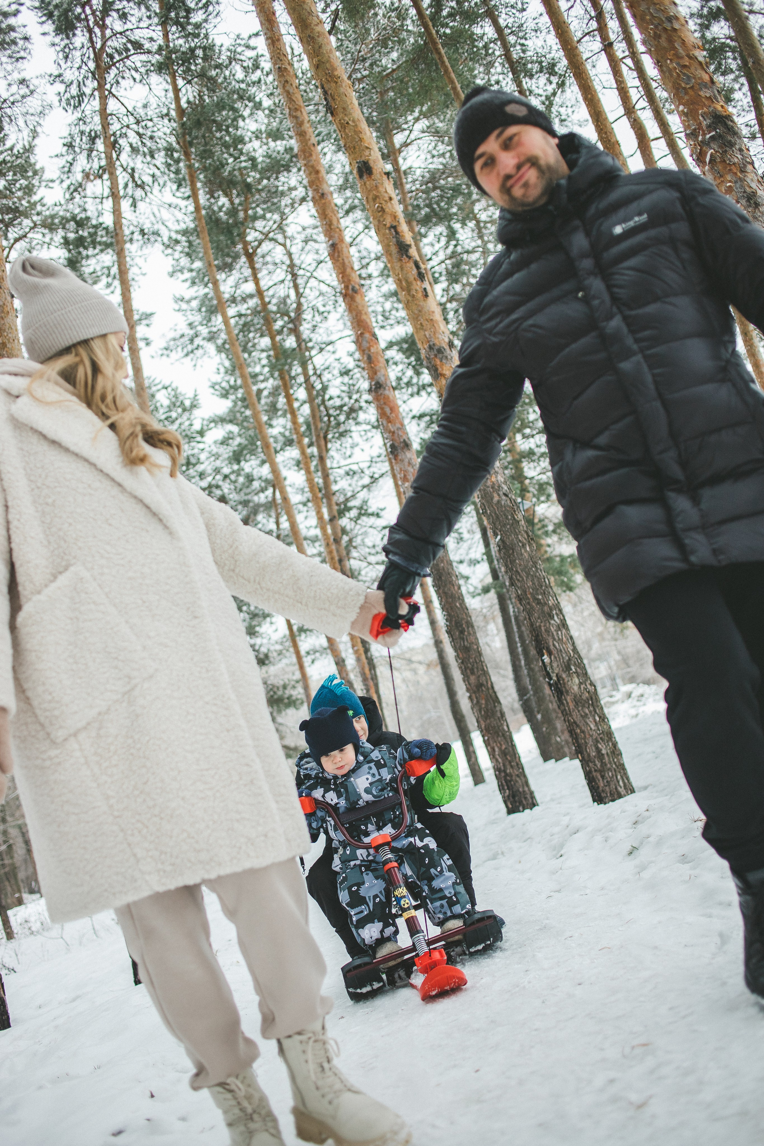 Зимняя прогулка. Семейный фотограф г. Димировград Андросова Екатерина