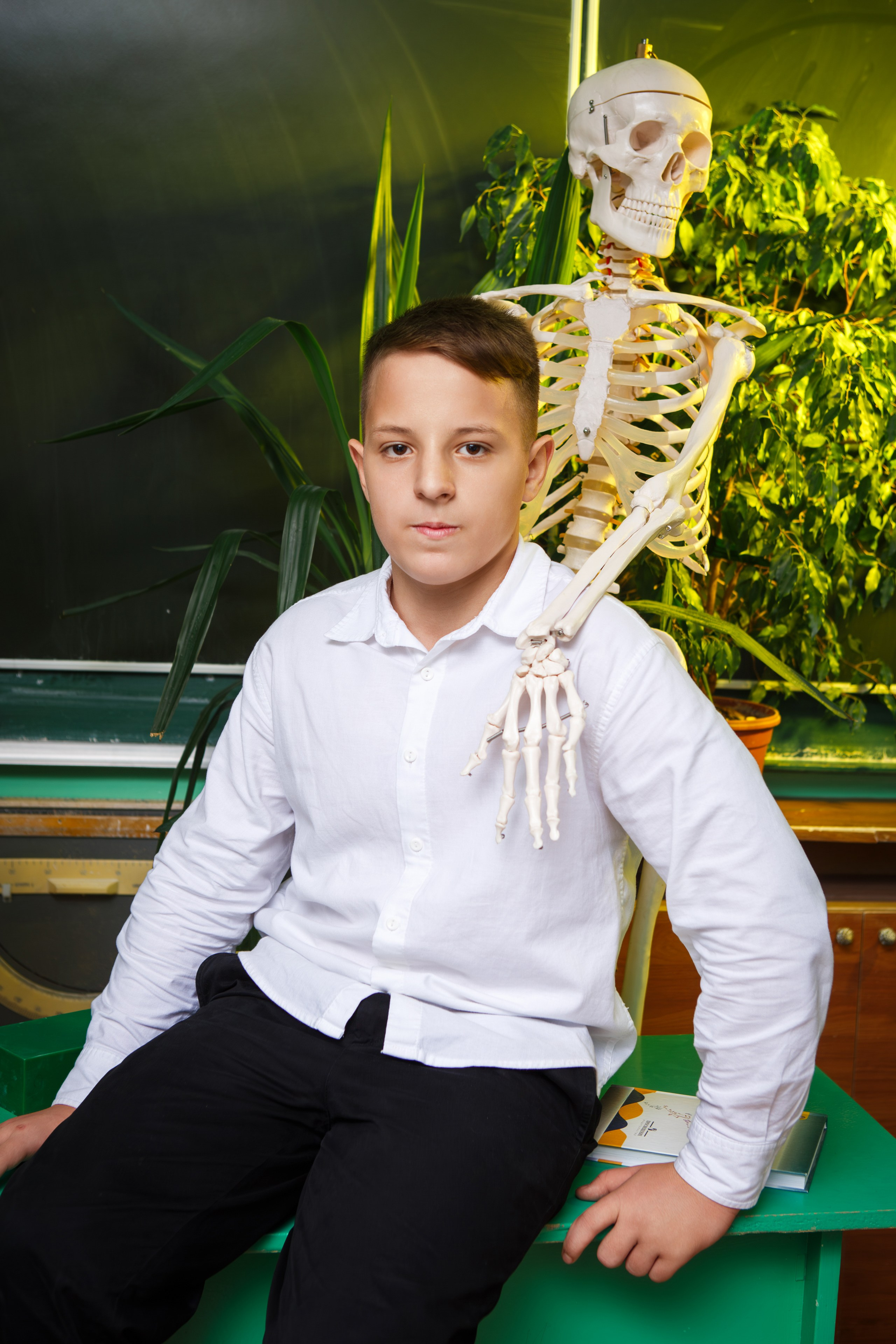 ПОРТРЕТНАЯ ФОТОСЕССИЯ В КЛАССЕ ДЛЯ 9 КЛАССОВ. ТВОЙ АЛЬБОМ / ТВОИ ПРАВИЛА