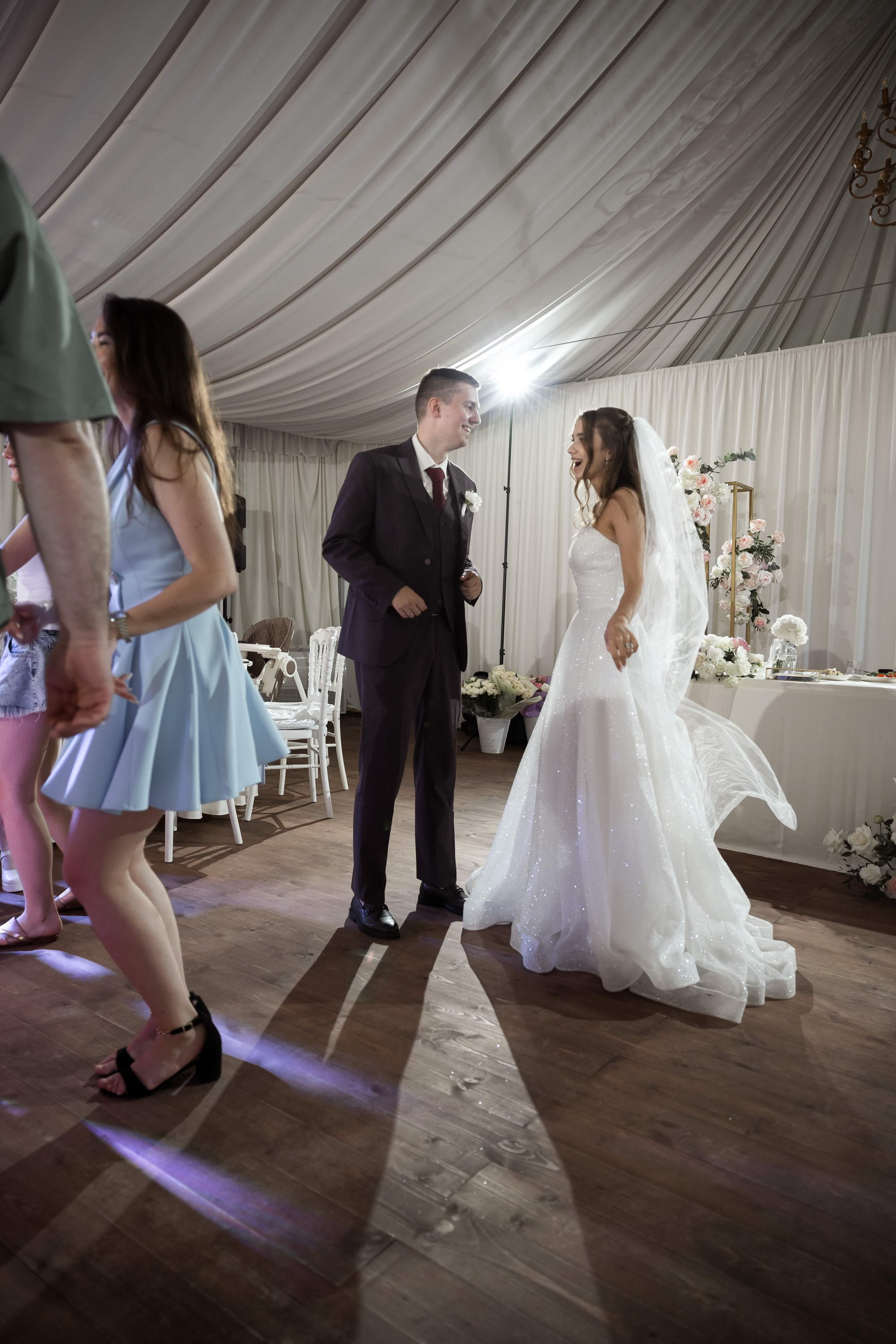 Свадьба на Финском заливе. Свадебный фотограф Игорь Брундасов 8PHOTO на свадьбу венчание загс СПб