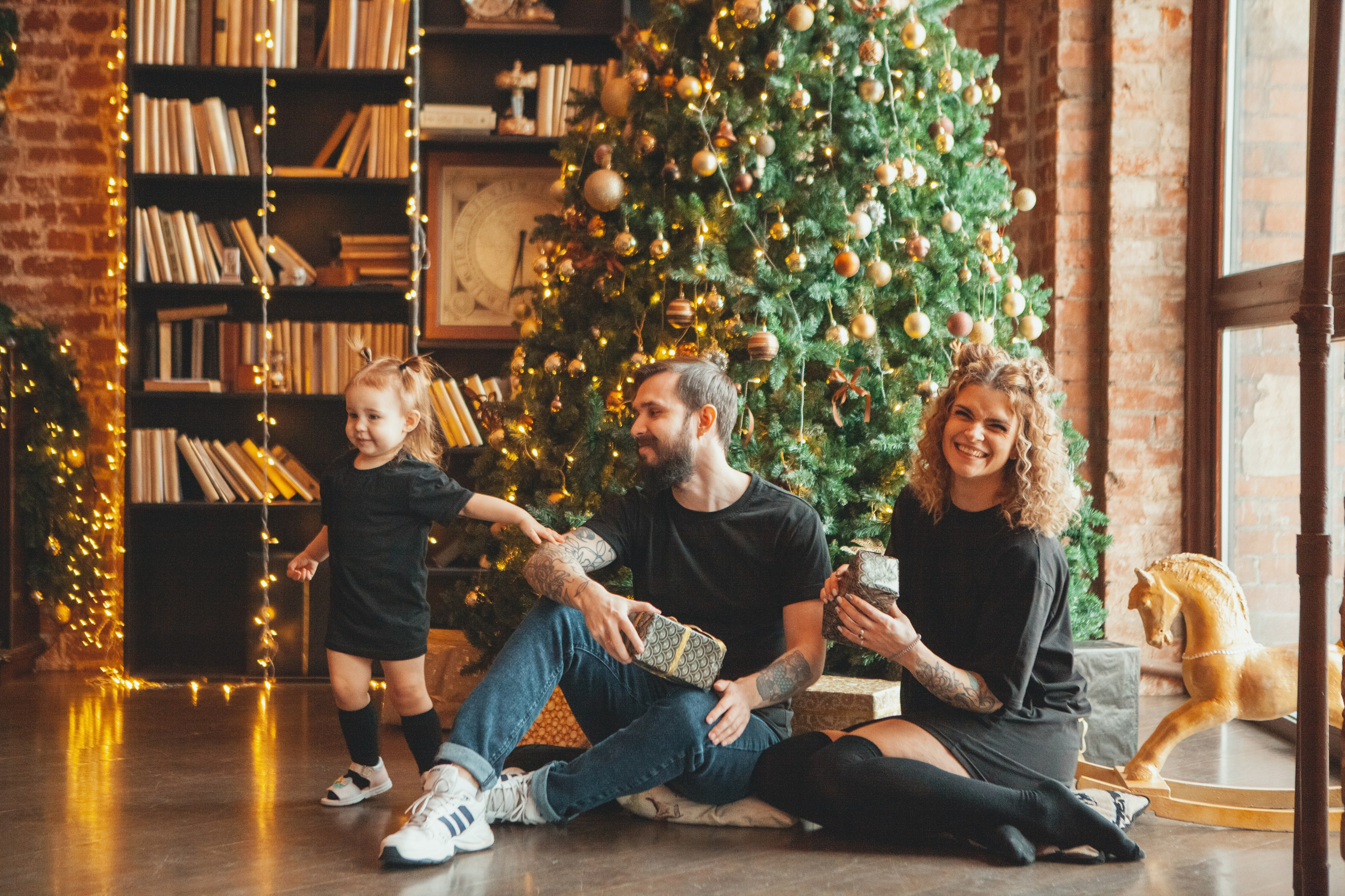 Новогодняя семейная фотосессия в студии. Фотограф Ольга Ефремова