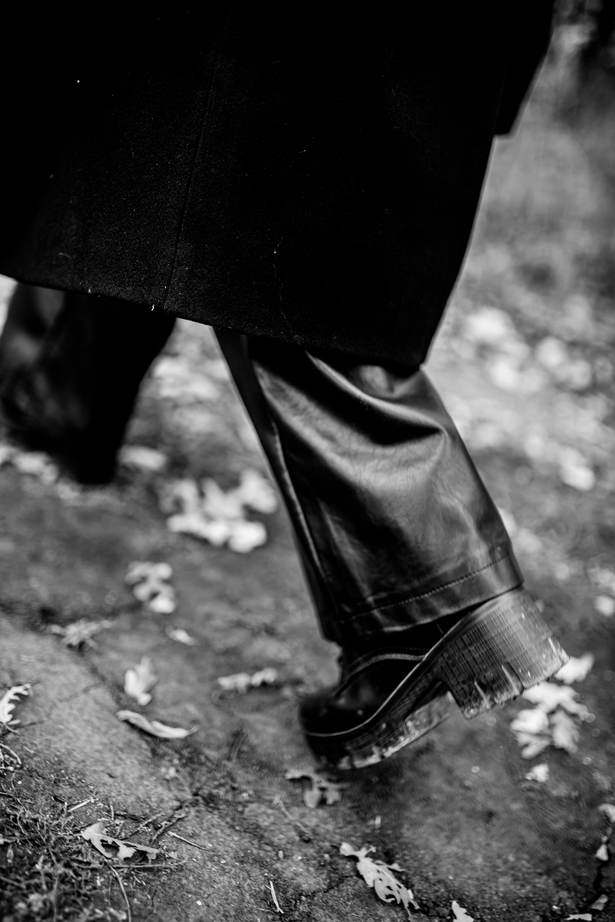 Осенняя чб фотосессия для жены в Волгограде. Фотограф в Волгограде и Волжском Александр Горбань