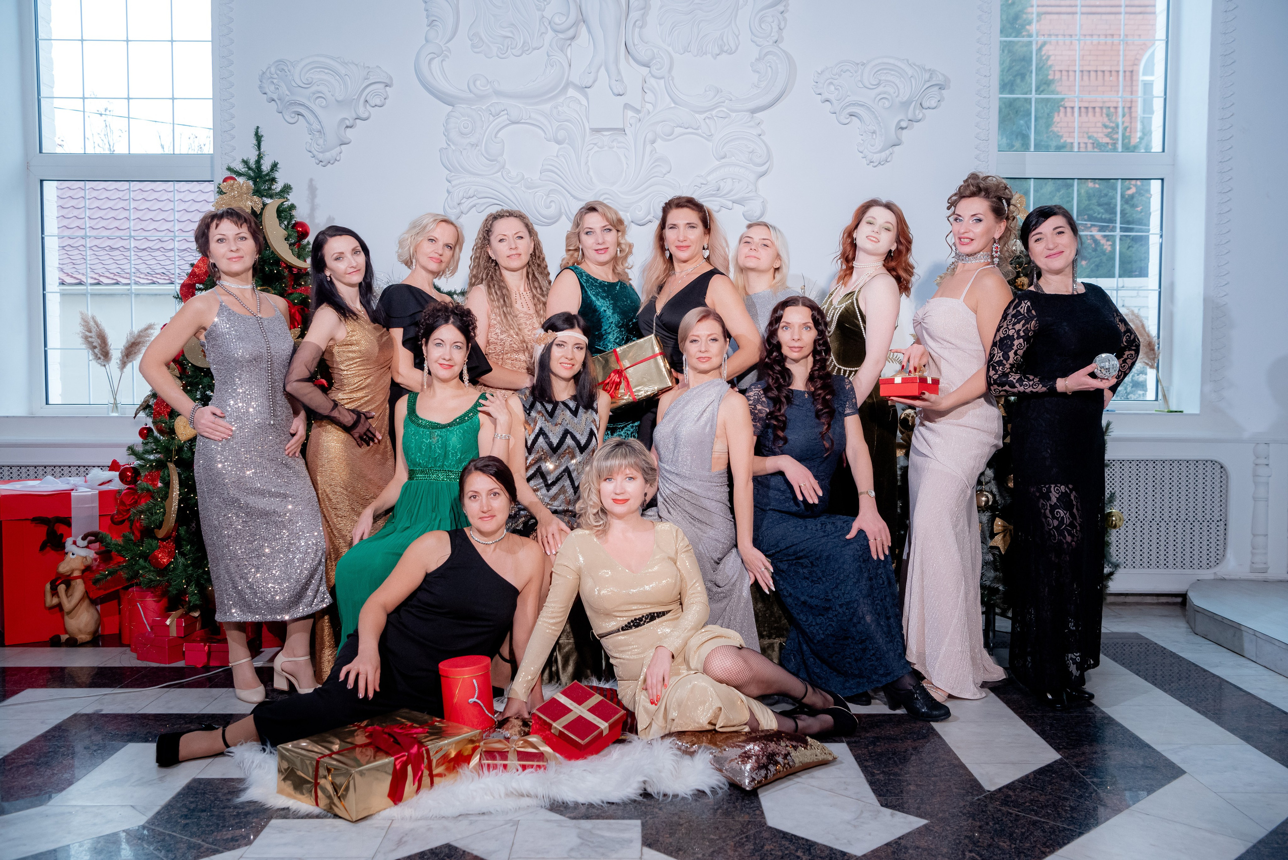 Танцевальный коллектив в студии Red House. Волгоград. Фотограф в Волгограде и Волжском Александр Горбань