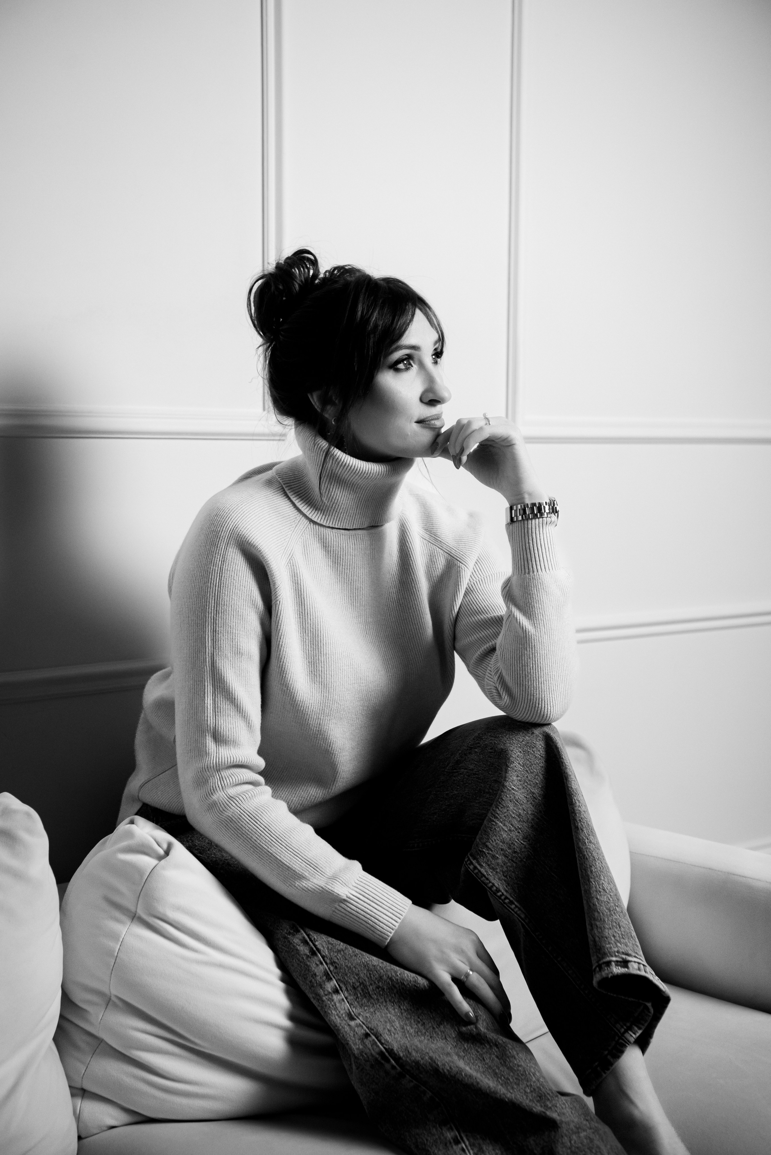 Индивидуальная фотосессия для девушки в студии Волгоград. Фотограф в Волгограде и Волжском Александр Горбань