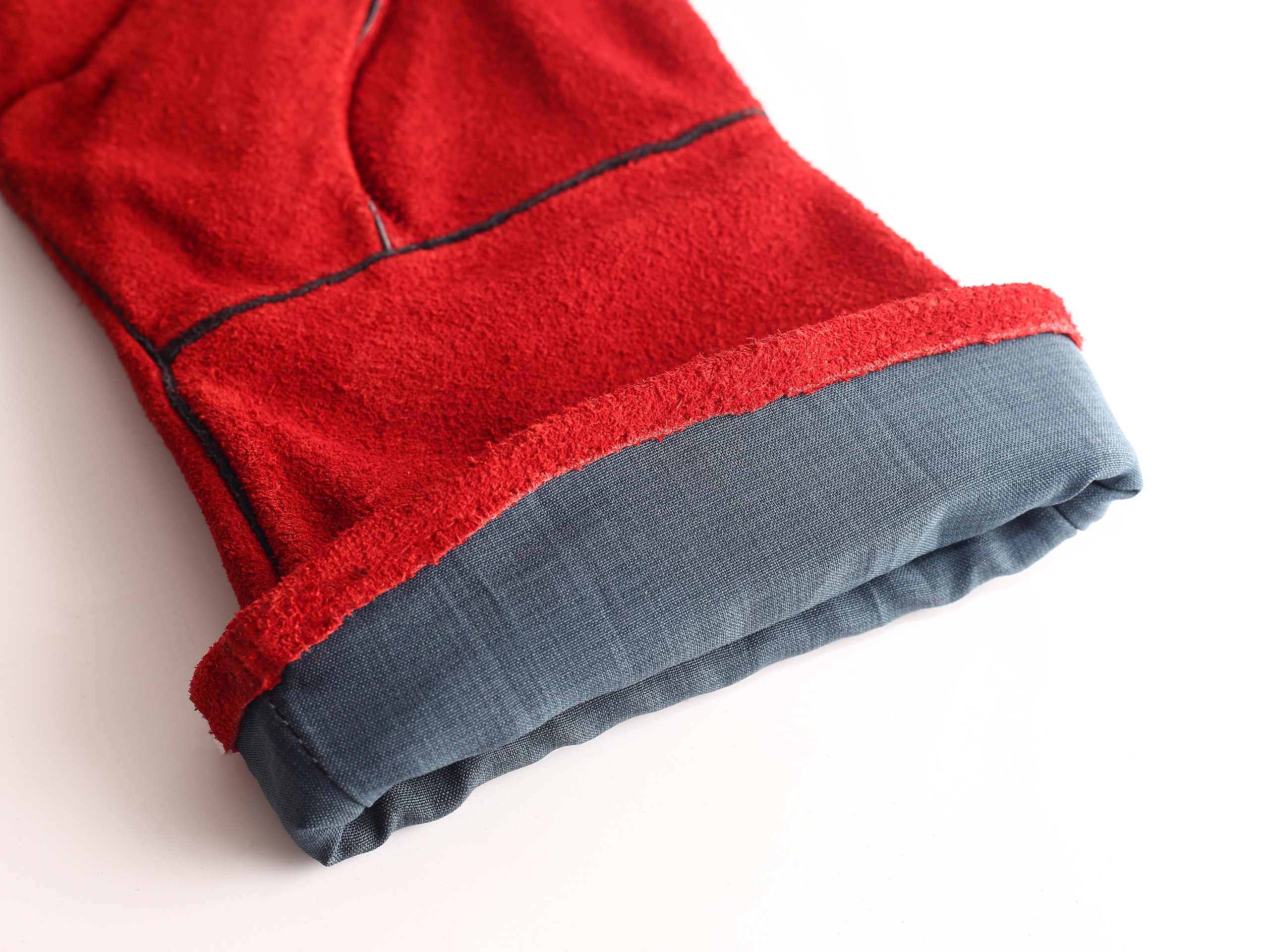 Рабочие перчатки. Фотограф для различных событий, проектов, маркетплейсов, сайтов и мероприятий в Екатеринбурге