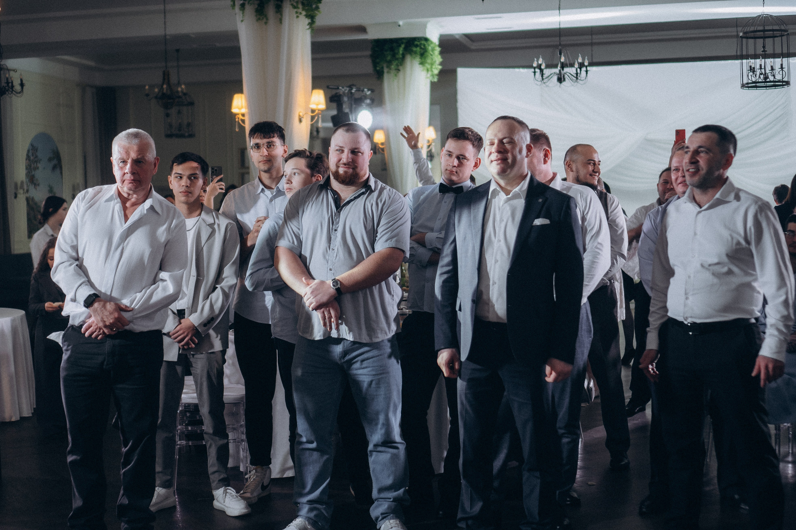 СВАДЕБНАЯ СЬЕМКА СБОРОВ В ОТЕЛЕ И ВЫЕЗД НА ЦЕРЕМОНИЮ (СНЯТО В СИБИРЕ В НИЖНЕВАРТОВСКЕ). Профессиональный фотограф, Санкт-Петербург — Виктория Богомолова