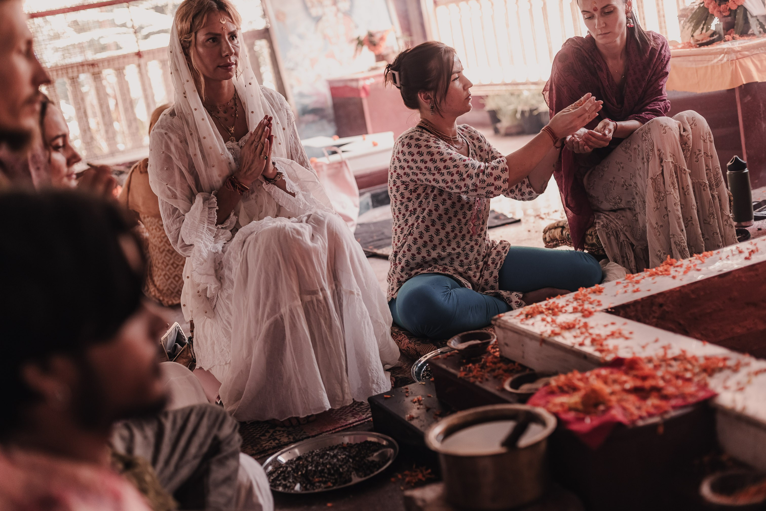 Navaratri yajna at Devraha Baba Ji ashram. Мариам Багдасарян