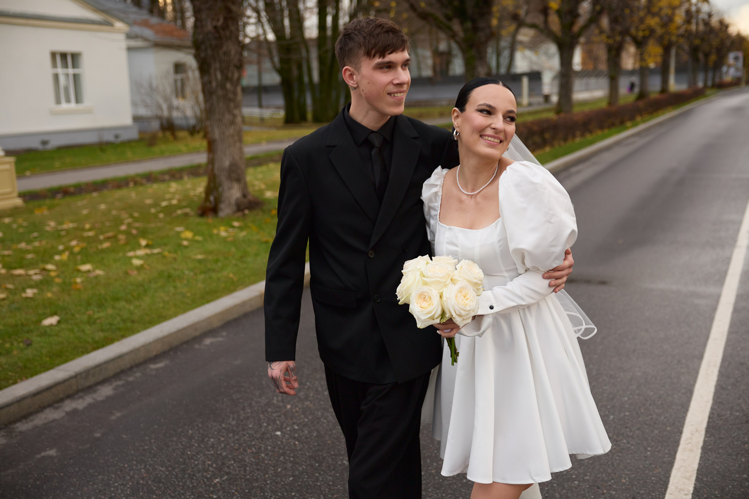 Елизавета и Артем. Роспись ВДНХ. Любовь Юсупова. Фотограф