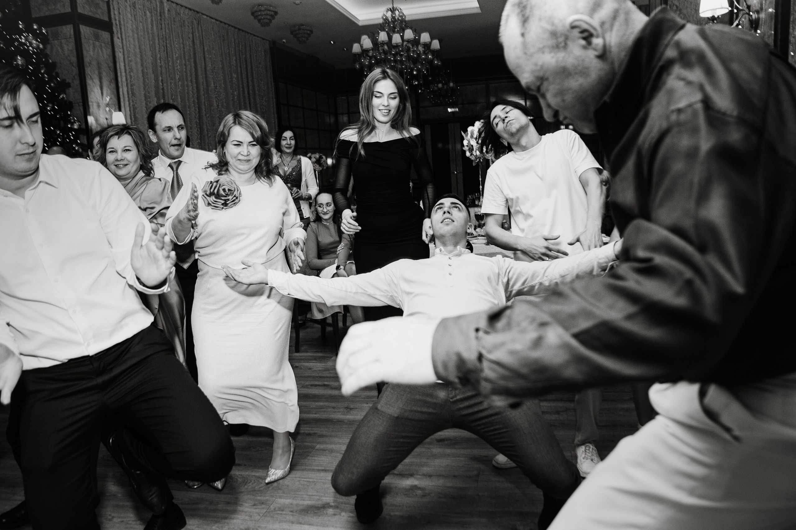 Съемка выездной регистрации в отеле. Свадебный и репортажный фотограф в Ярославле и Санкт-Петербурге Роман Микрюков