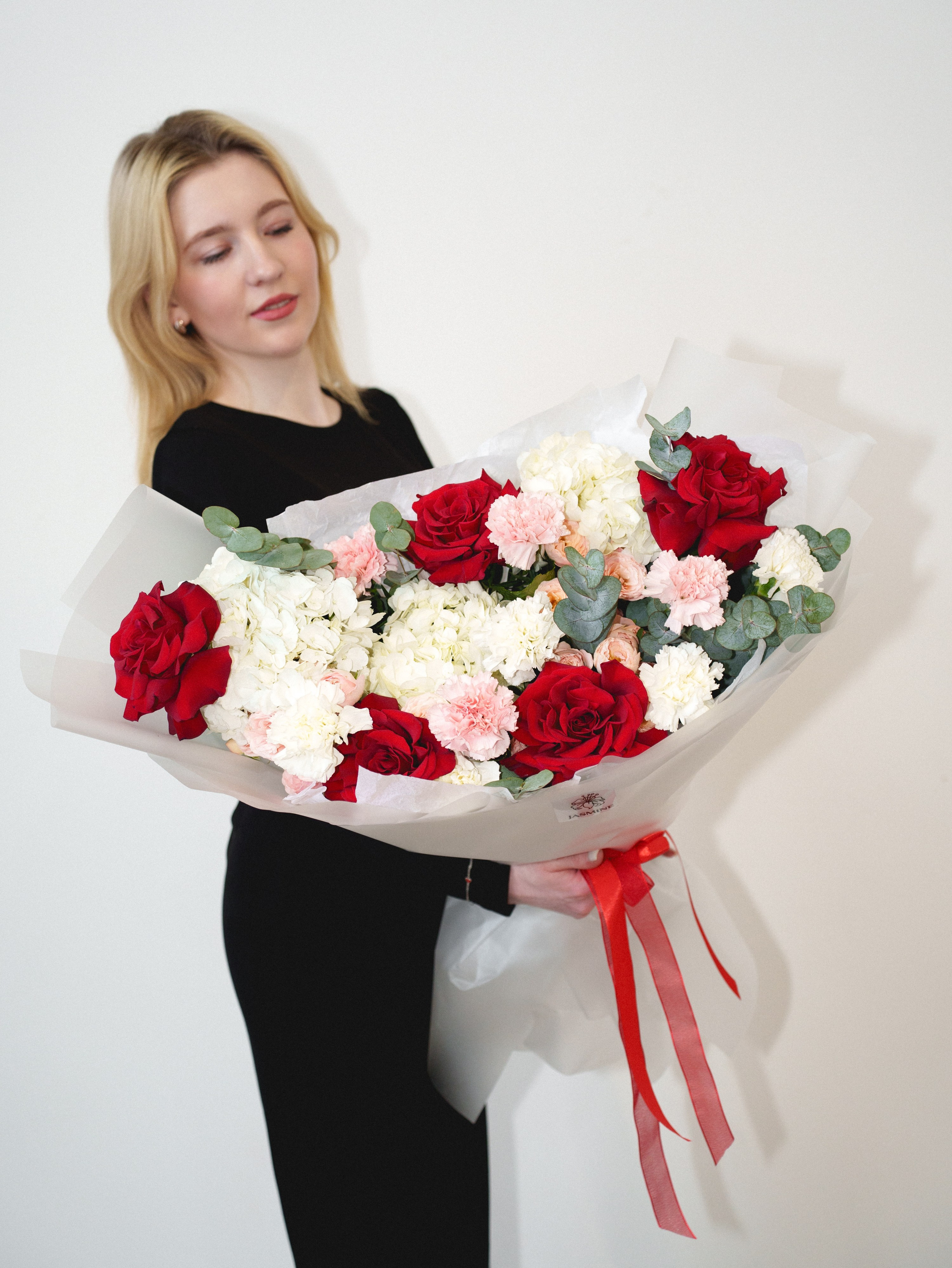 Цветы (контент к 14 февраля). Иван Упоров — фотограф, рилсмейкер чебоксары