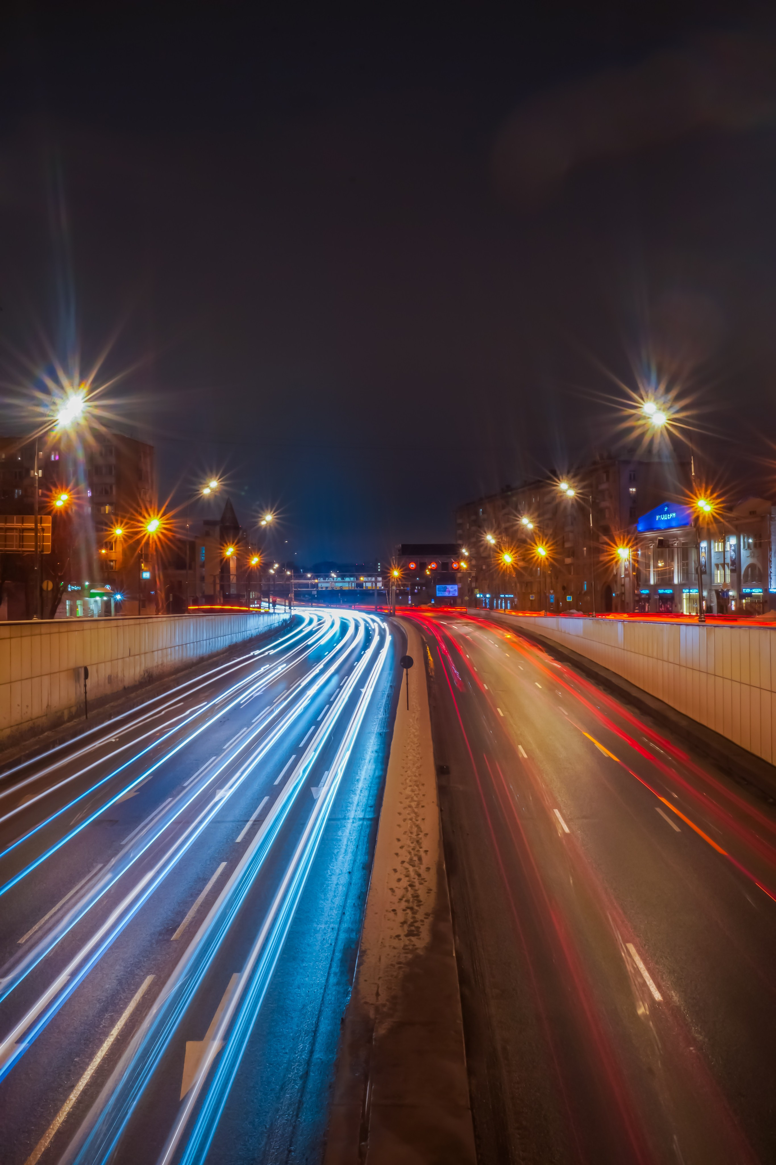 Стрит‑фото: жизнь города в кадре — реальные моменты. FM Media Сrew. Репортажные фото и видео