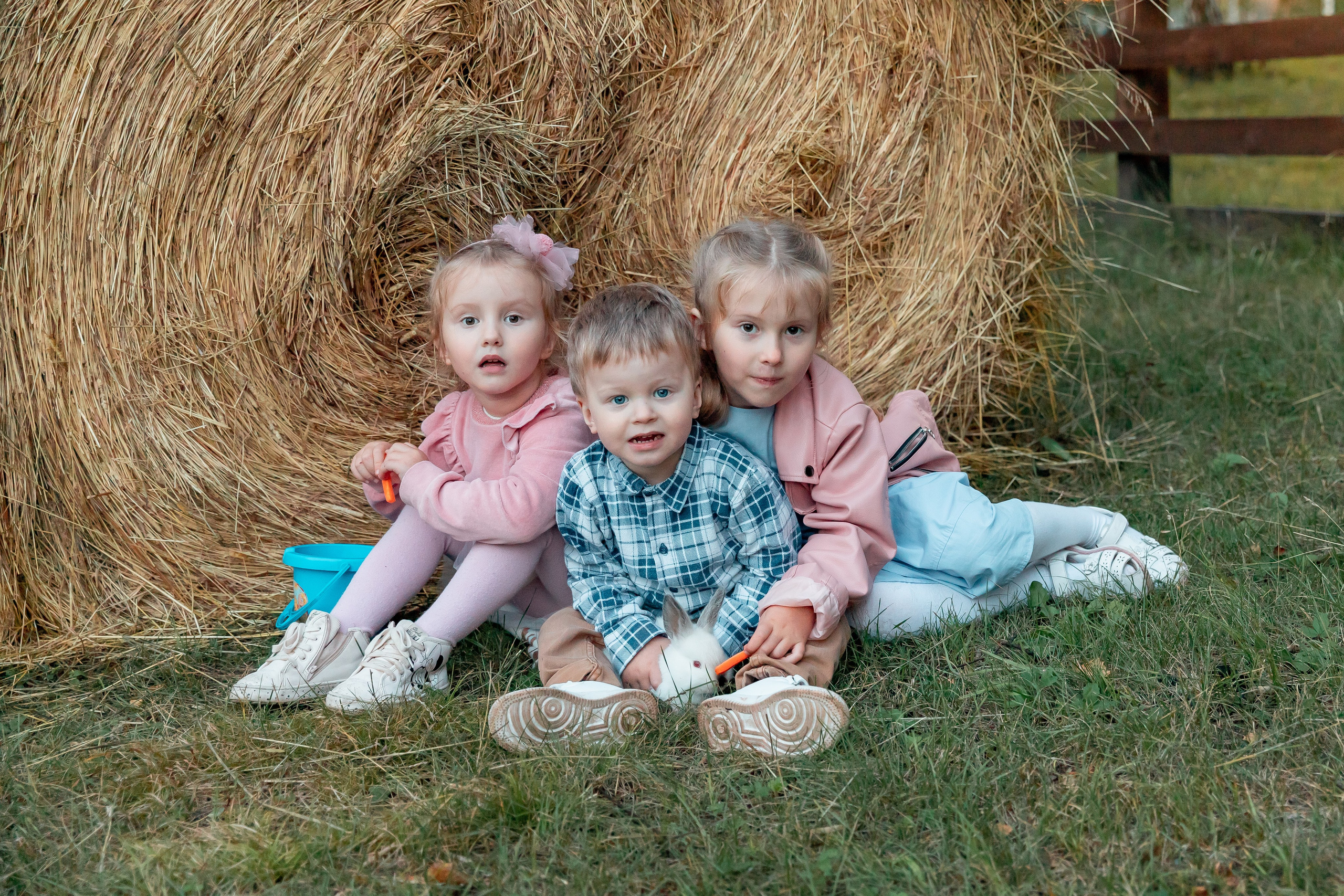 Семейная прогулка на ранчо. Детский и семейный фотограф в Красноярске Юлия Бирюкова
