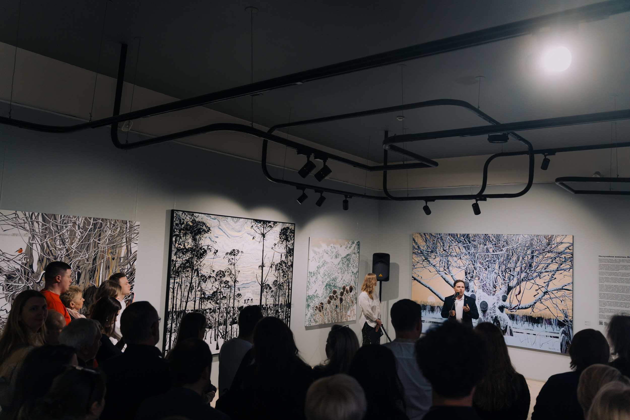 Вернисаж. Портретный и репортажный фотограф в Санкт-Петербурге Максим Пашков