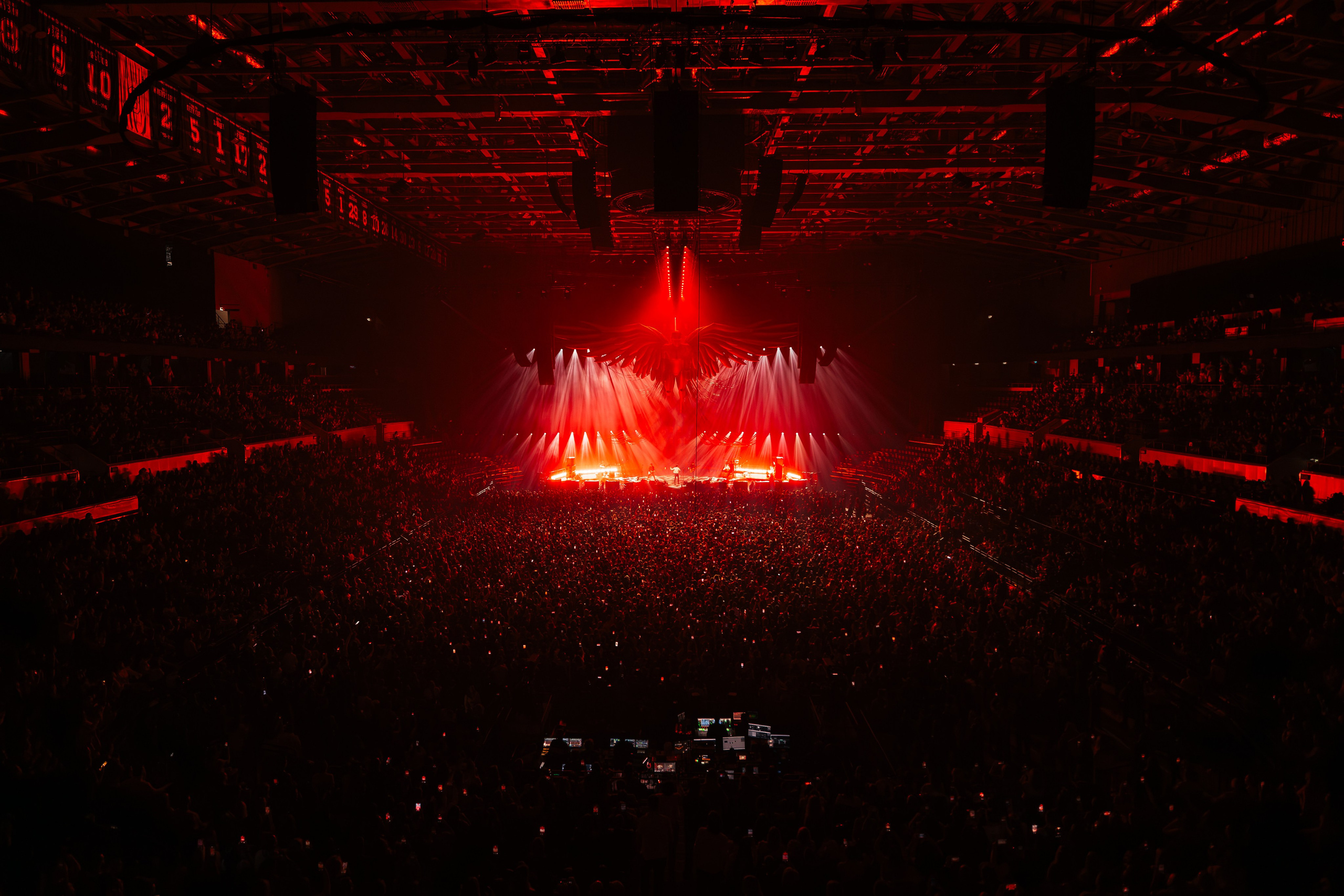 XOLIDAYBOY В ВТБ АРЕНЕ 21.11.25. Концертный и репортажный фотограф в Москве и Санкт-Петербурге Мария