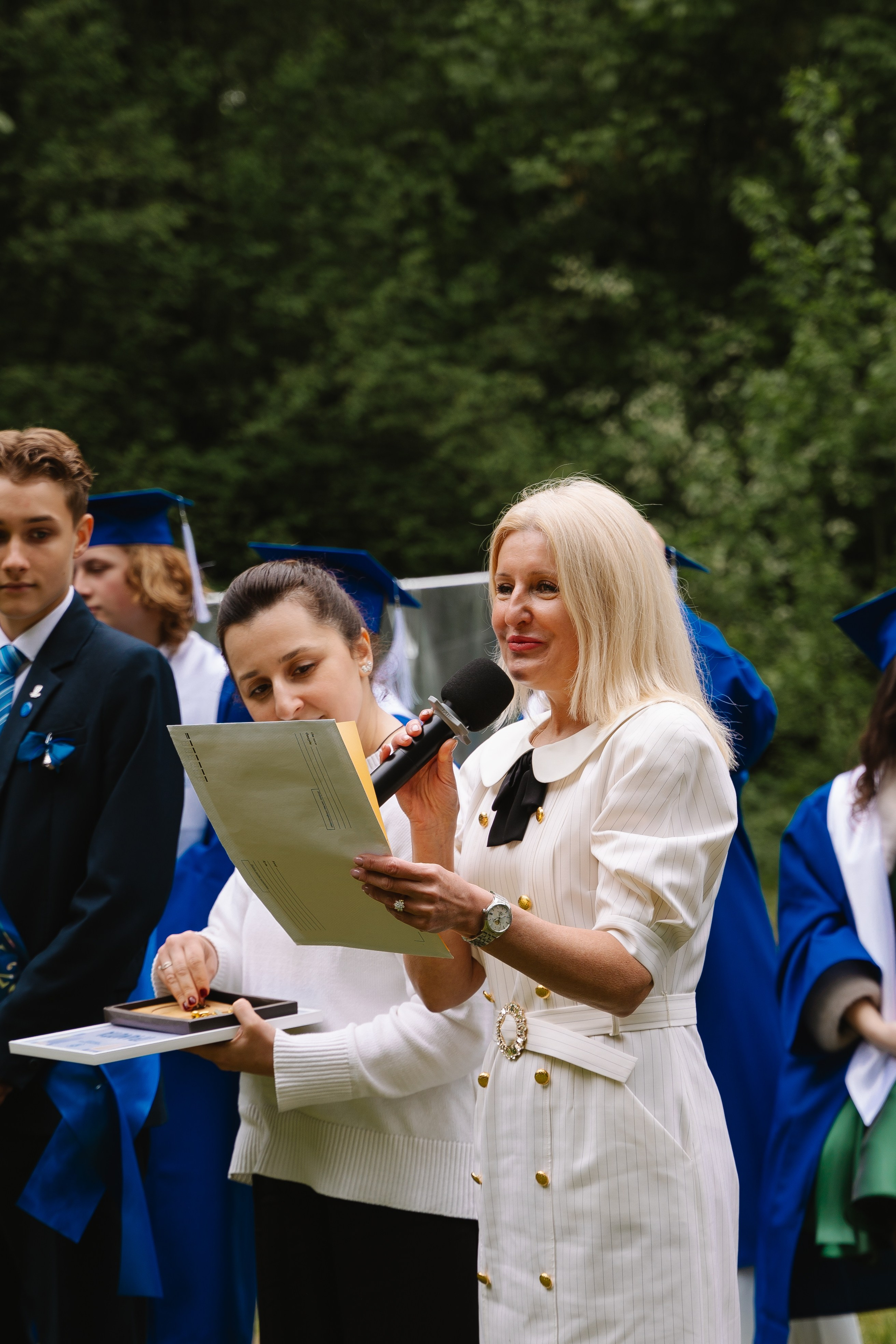 Академическая гимназия 11 класс|последний звонок. Фотограф — Ася Орехова