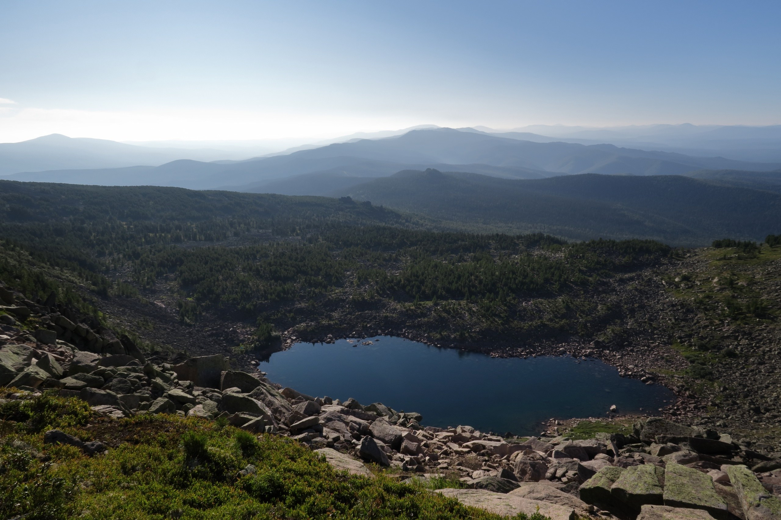 Кутурчинское белогорье, Манские столбы, гора Баян, гора Алат, река Мана. Фото на документы в Красноярске