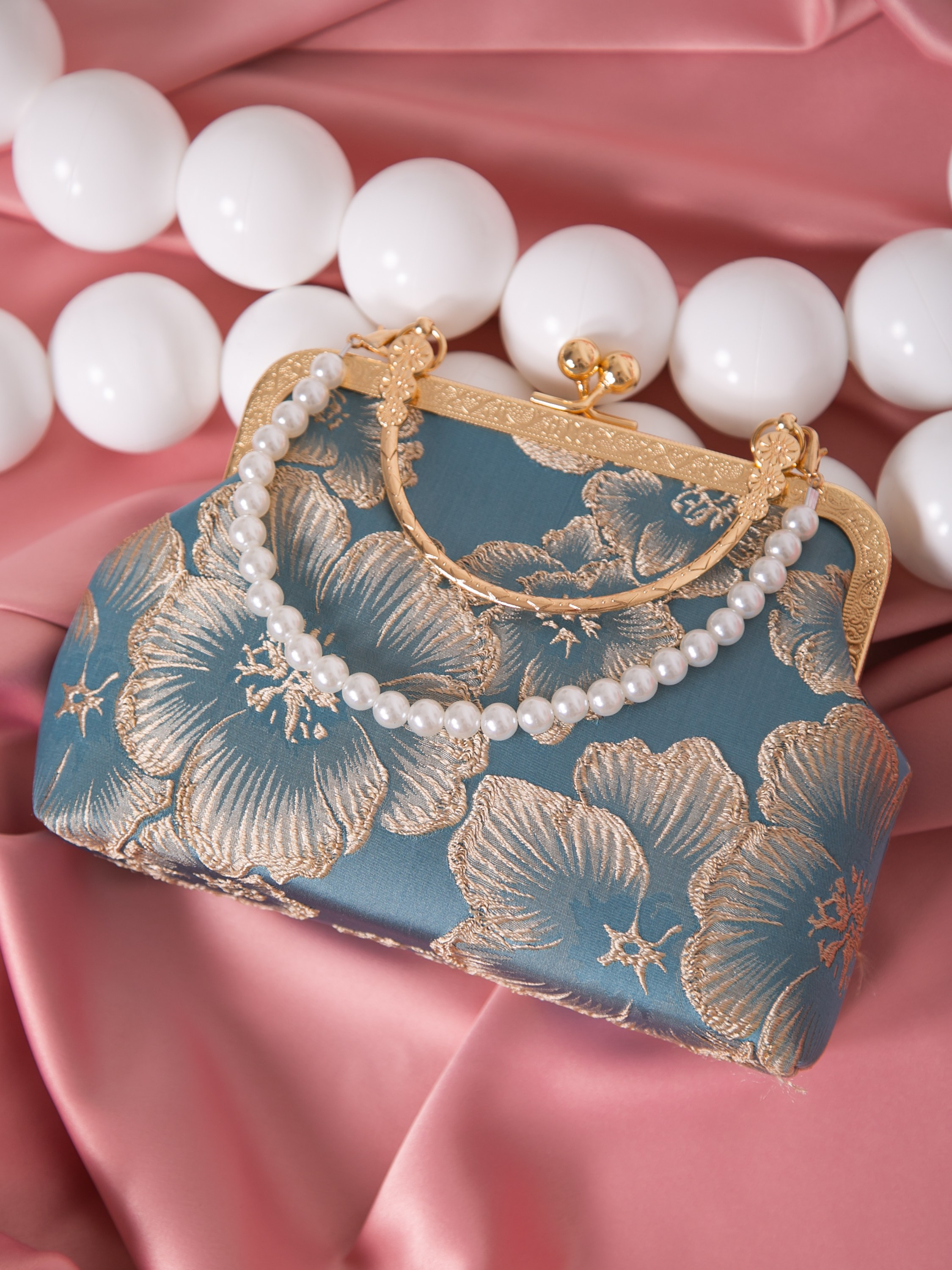 Маркетплейсы WB/OZON/Яндекс Маркет. Свадебный фотограф Москва. Семейный фотограф. Предметная съемка, съемка одежды