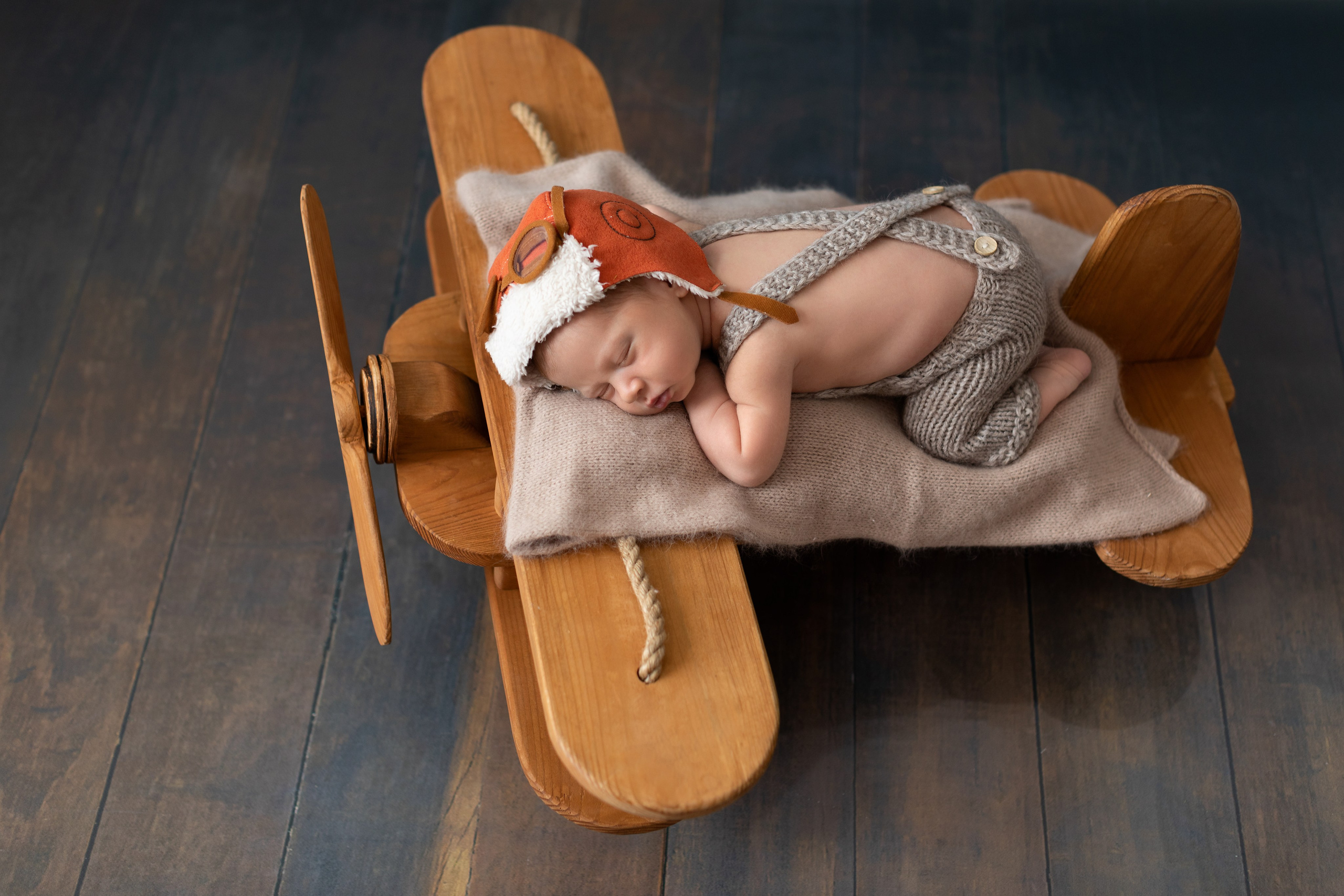 PH @bestmoments_newborn. Retoucher Aleksmokh