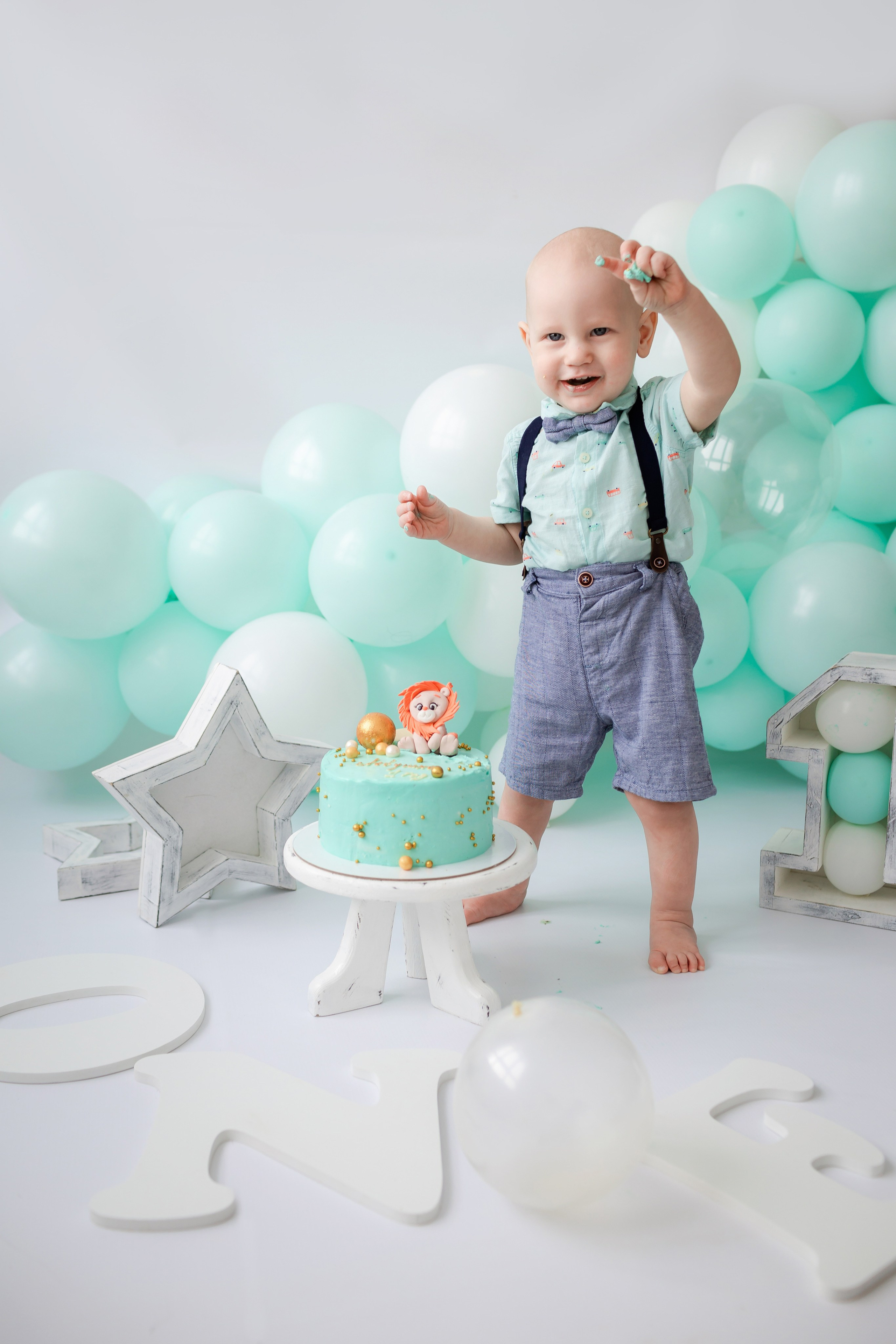 Фотосессия Первый Годик. Фотостудия для новорожденных и малышей в Твери — На ручки