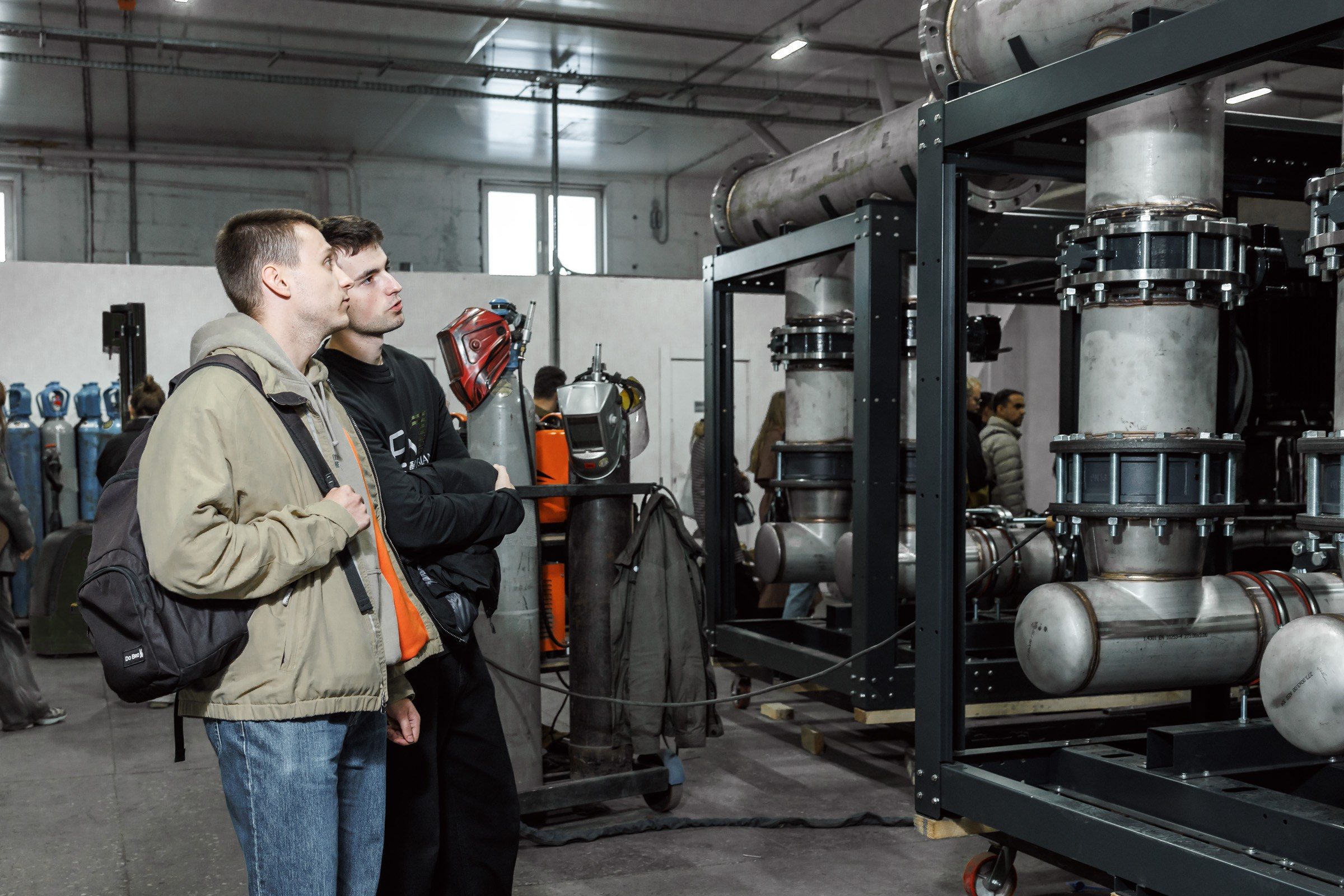 Презентация производство. Андрей Шаповалов — репортажный фотограф в Москве